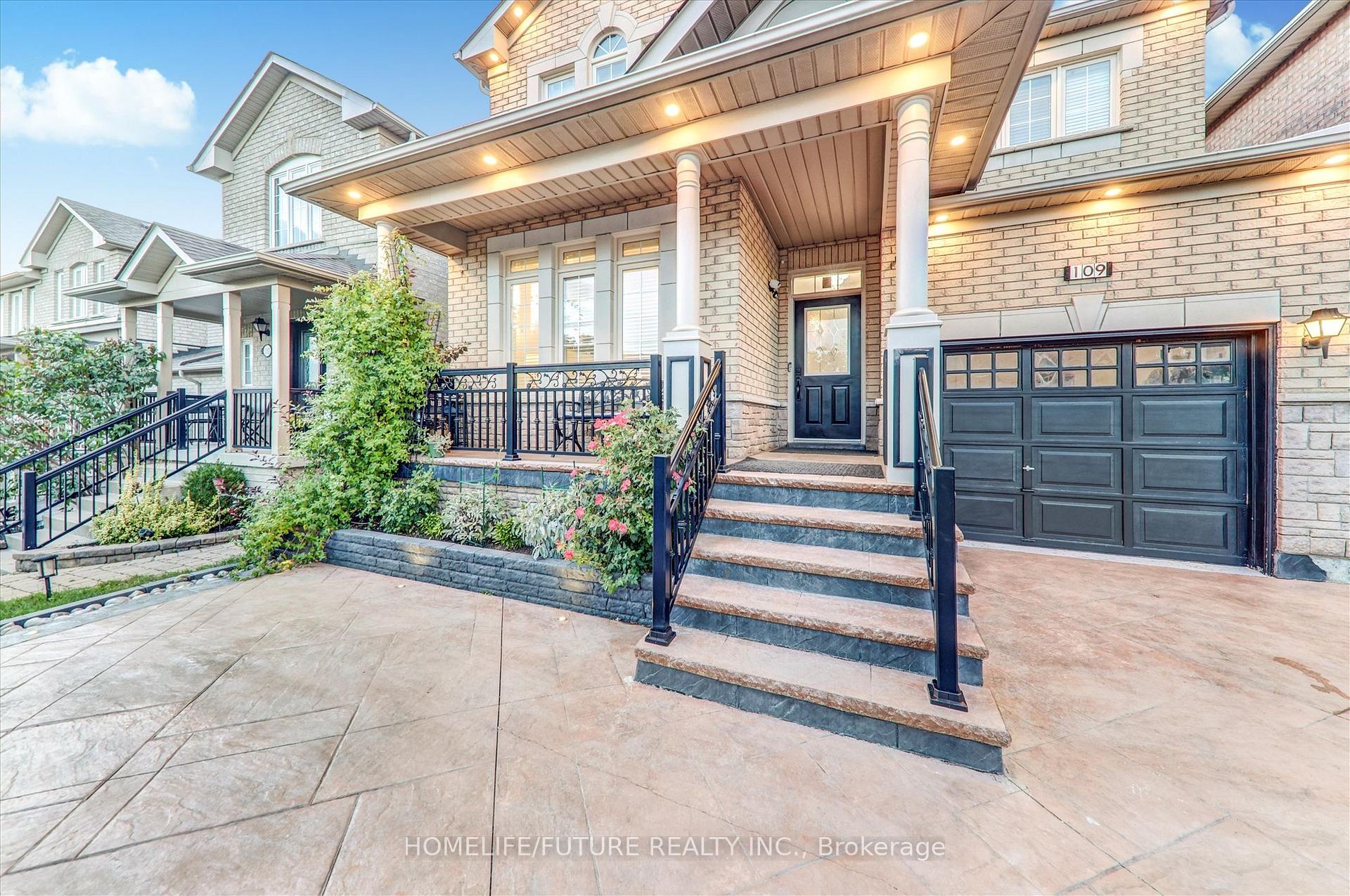Photo 4 of 109 Laurelhurst Crescent, Vaughan, Vellore Village — HOMEH