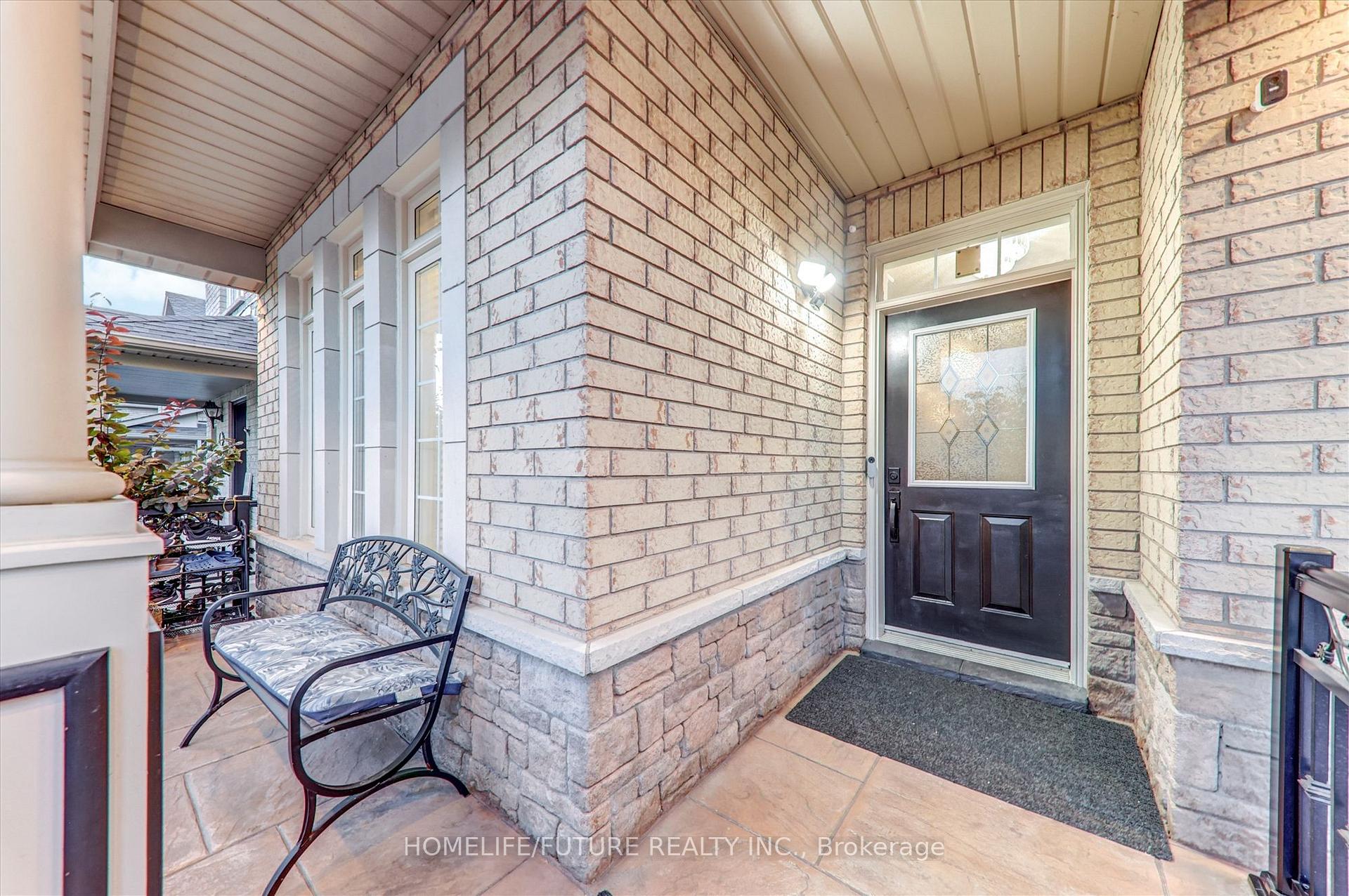 Photo 5 of 109 Laurelhurst Crescent, Vaughan, Vellore Village — HOMEH