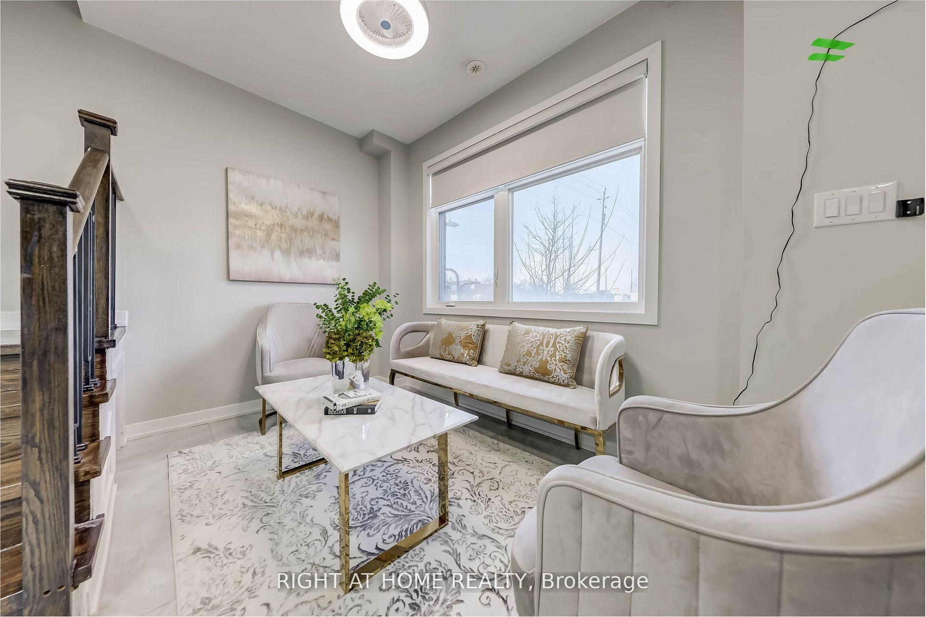 Photo 7 of 22 Garneau Street, Vaughan, Vaughan Grove — HOMEH