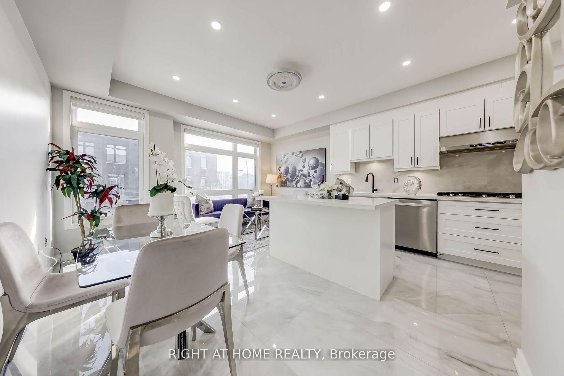 Photo 11 of 22 Garneau Street, Vaughan, Vaughan Grove — HOMEH