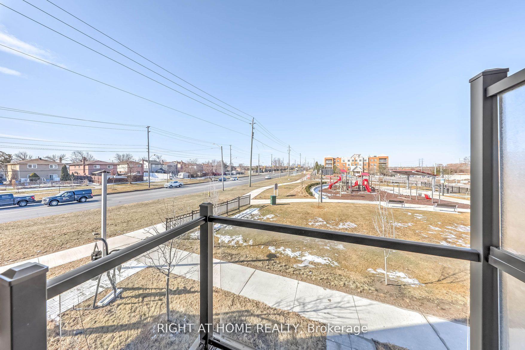 Photo 23 of 22 Garneau Street, Vaughan, Vaughan Grove — HOMEH
