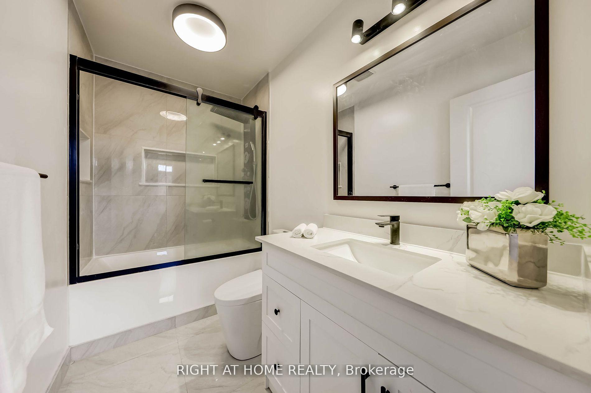 Photo 27 of 22 Garneau Street, Vaughan, Vaughan Grove — HOMEH