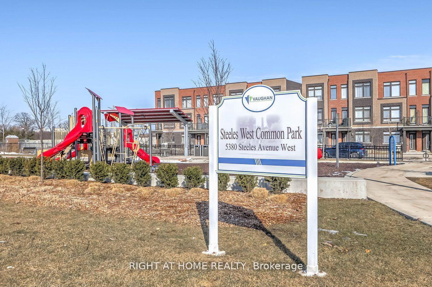 Photo 32 of 22 Garneau Street, Vaughan, Vaughan Grove — HOMEH