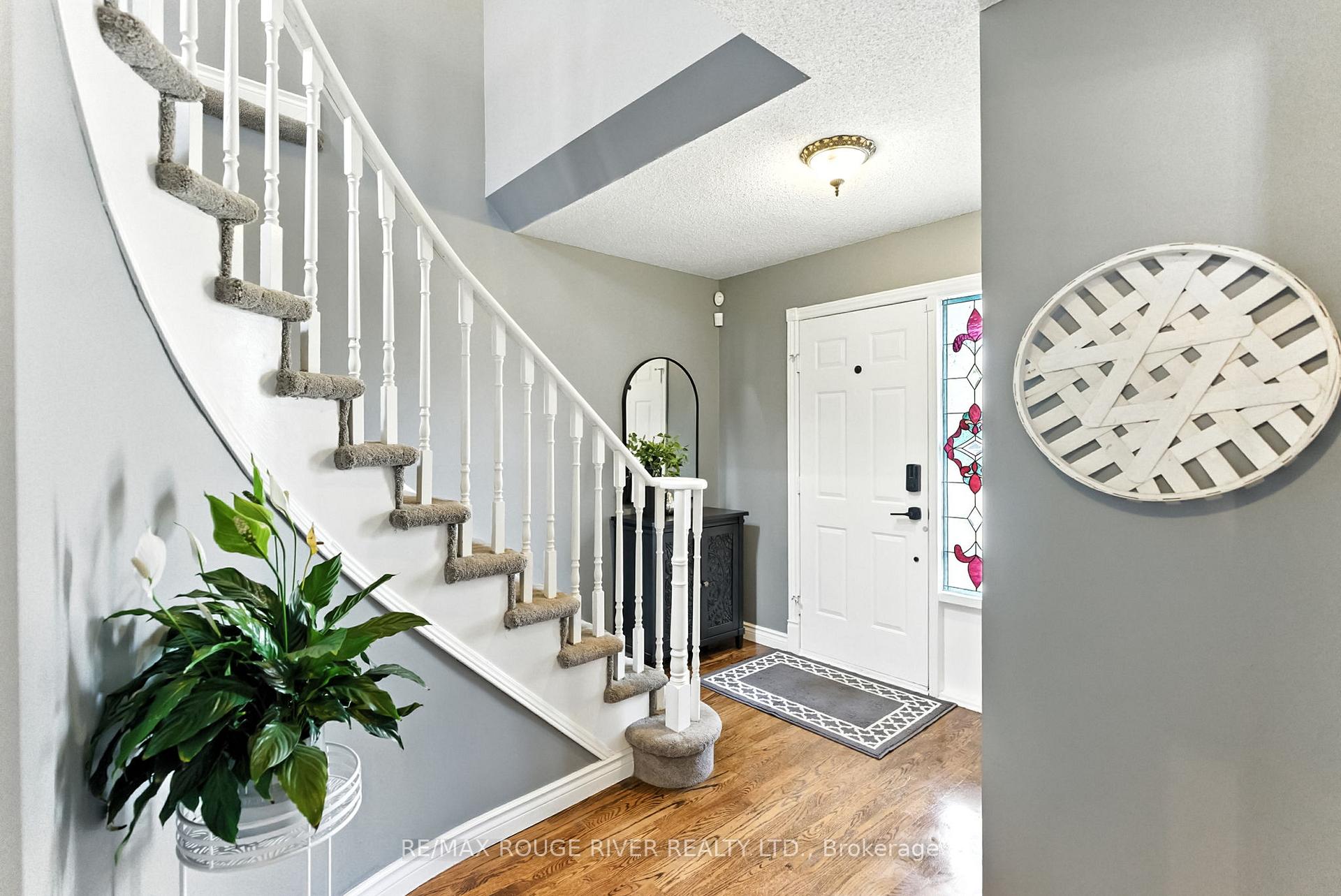 Photo 4 of 12 Limestone Crescent, Whitby, Pringle Creek — HOMEH