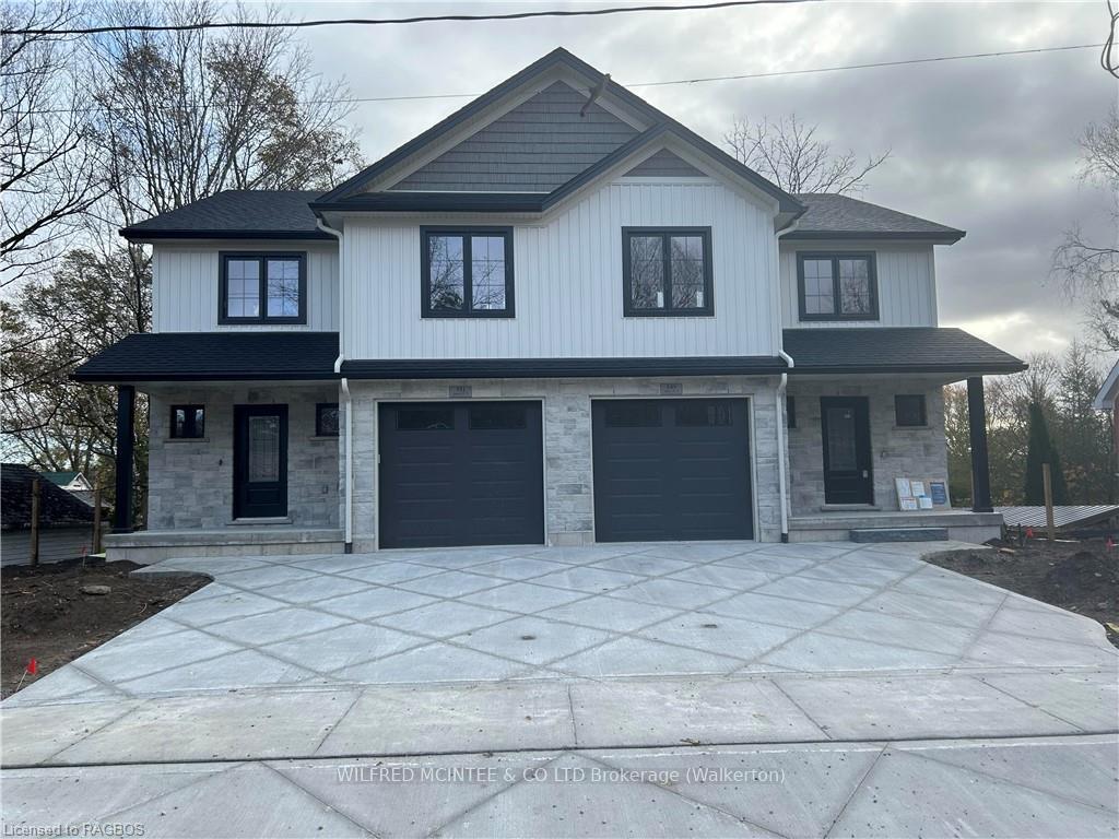 Front of 549 Queen Street N