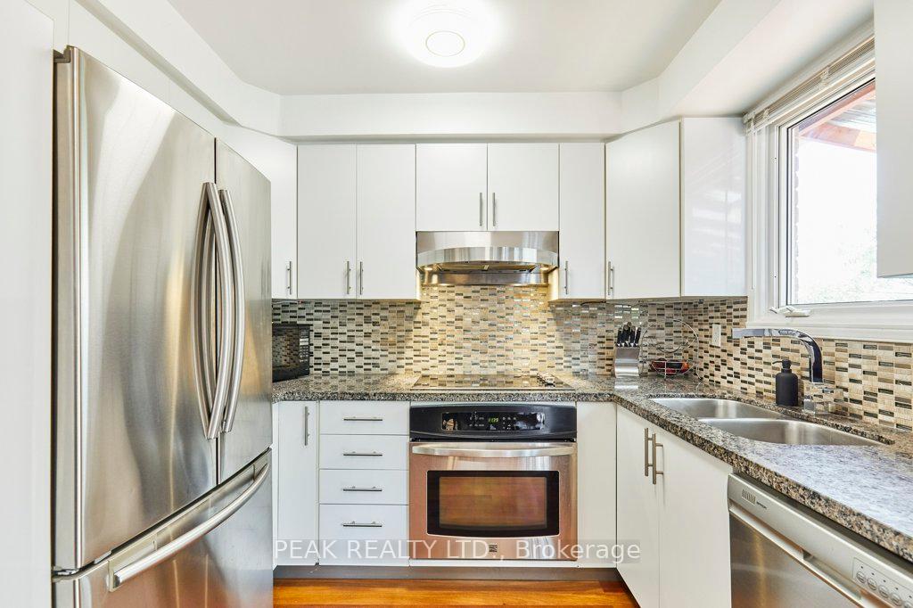 Photo 14 of 14 Mansfield Crescent, Whitby, Blue Grass Meadows — HOMEH