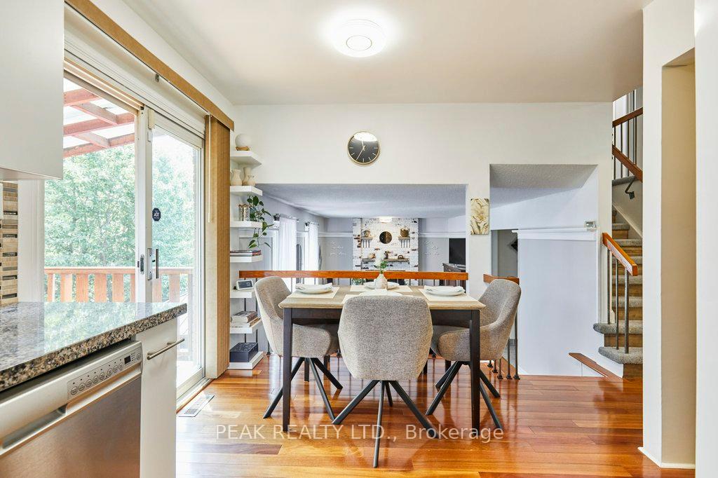 Photo 15 of 14 Mansfield Crescent, Whitby, Blue Grass Meadows — HOMEH