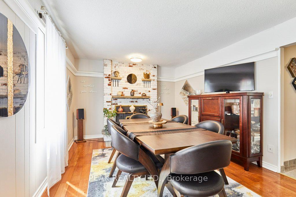 Photo 17 of 14 Mansfield Crescent, Whitby, Blue Grass Meadows — HOMEH