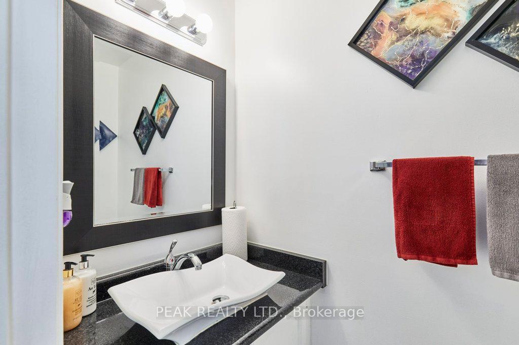 Photo 19 of 14 Mansfield Crescent, Whitby, Blue Grass Meadows — HOMEH