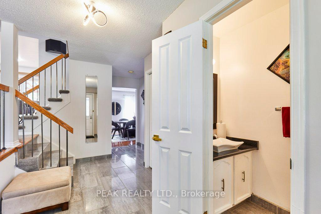 Photo 20 of 14 Mansfield Crescent, Whitby, Blue Grass Meadows — HOMEH