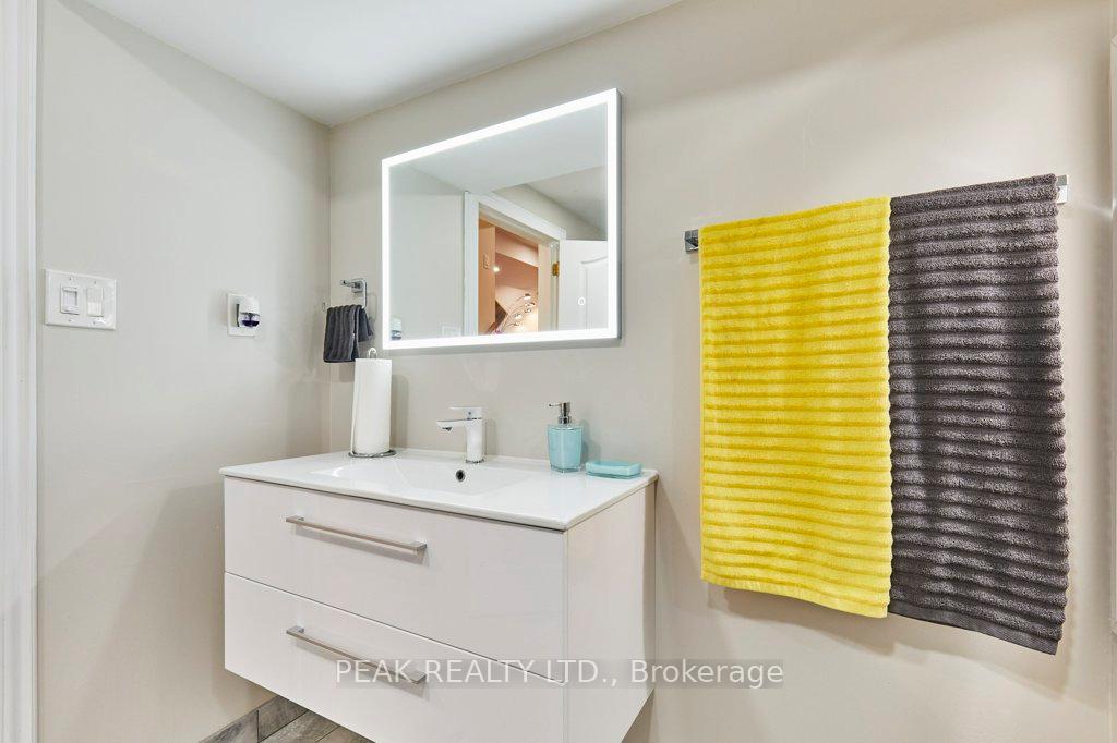 Photo 39 of 14 Mansfield Crescent, Whitby, Blue Grass Meadows — HOMEH