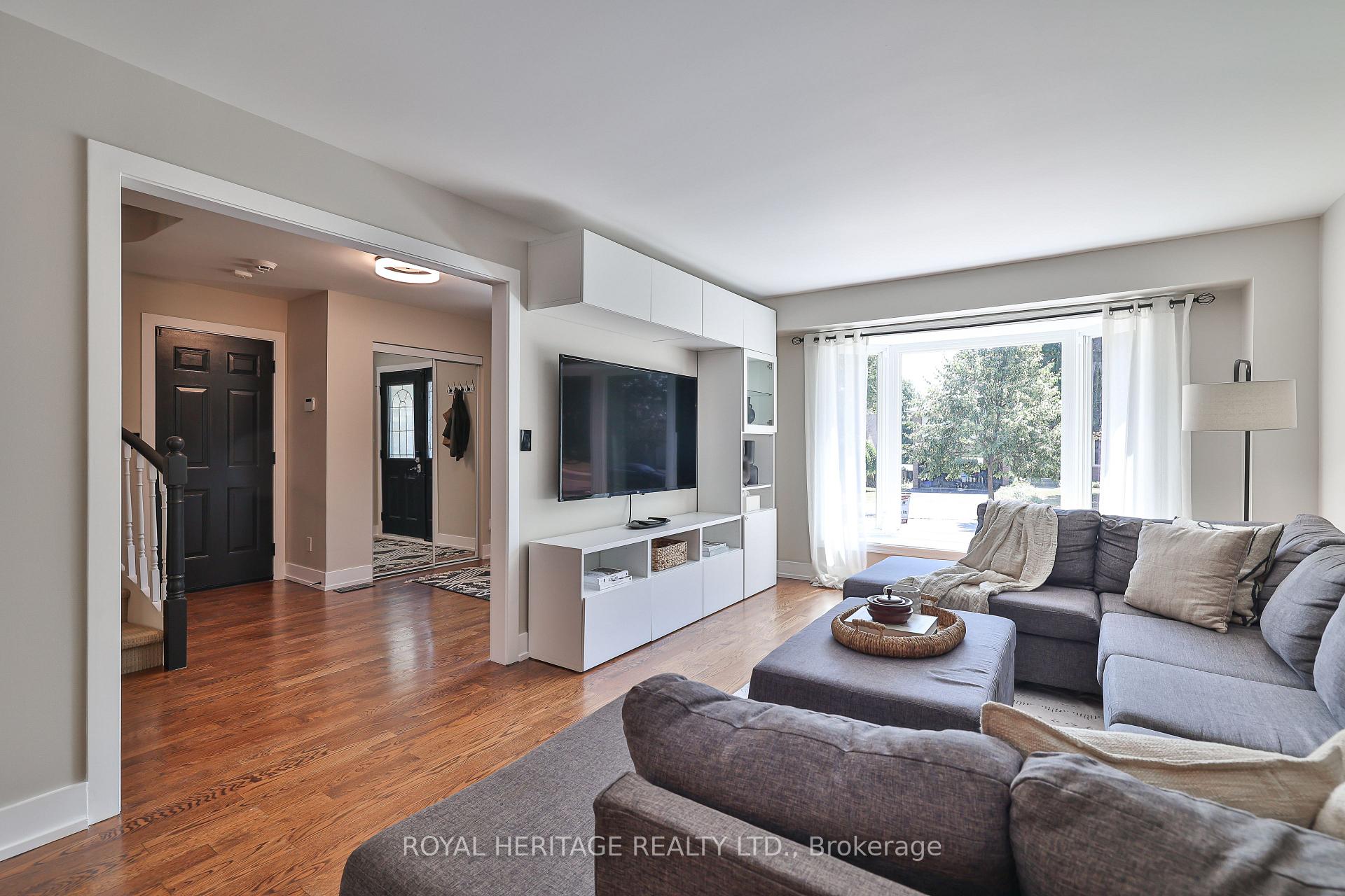 Photo 7 of 532 Powell Road, Whitby, Blue Grass Meadows — HOMEH