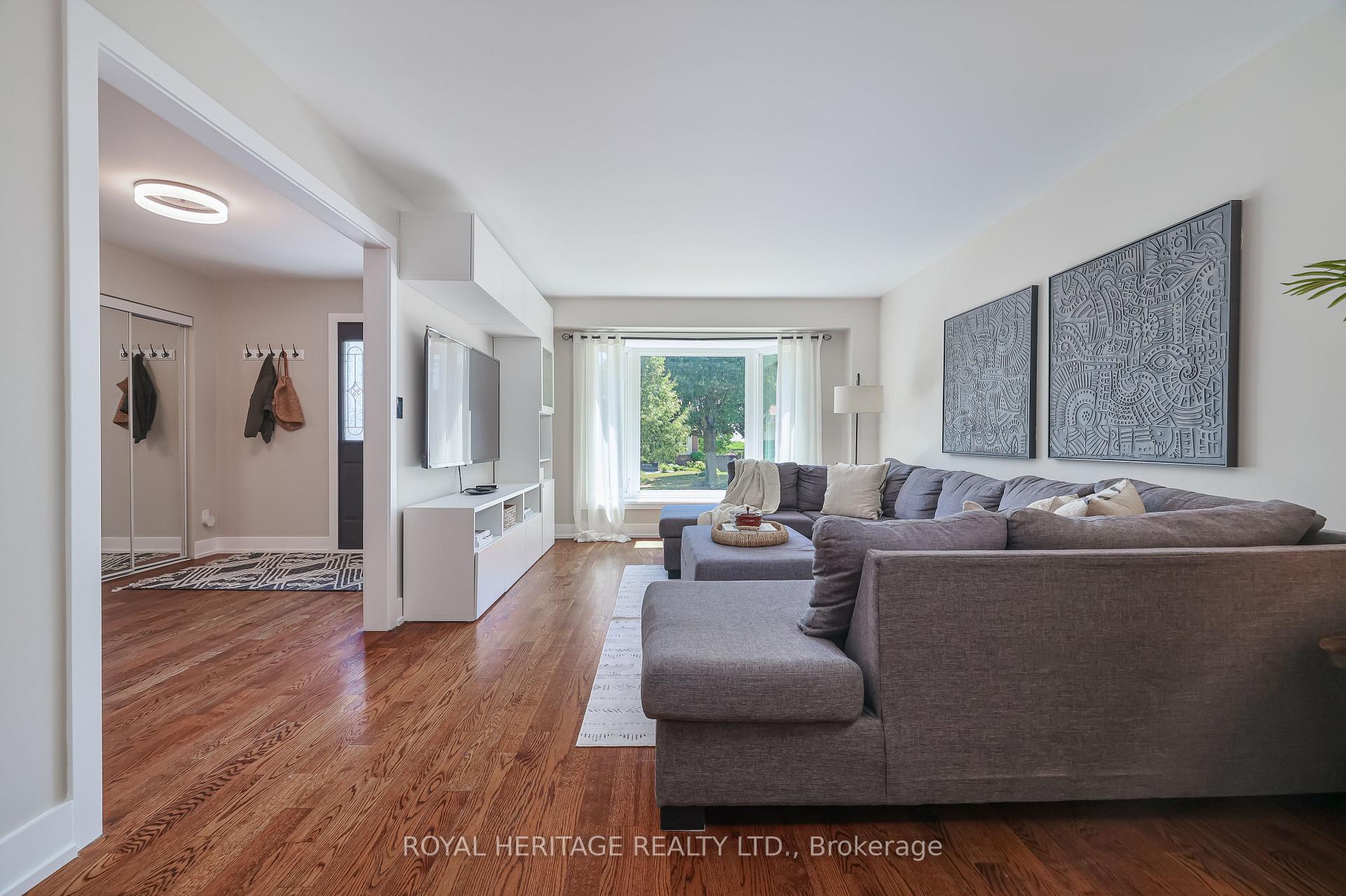 Photo 9 of 532 Powell Road, Whitby, Blue Grass Meadows — HOMEH