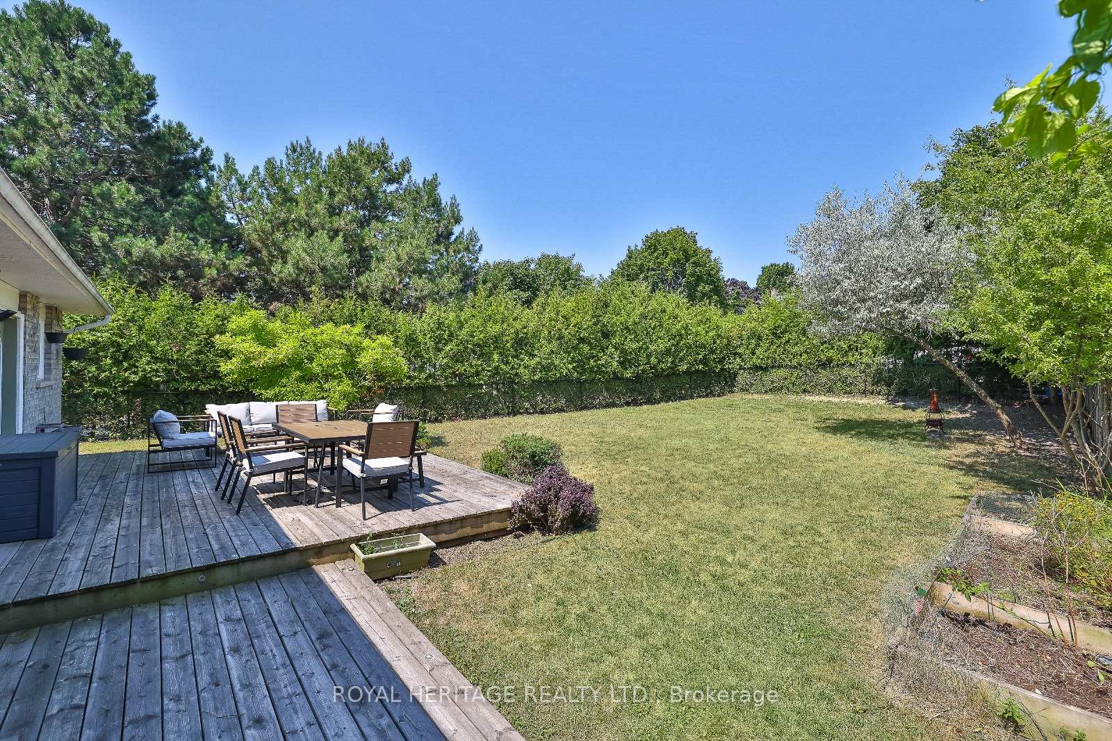 Photo 47 of 532 Powell Road, Whitby, Blue Grass Meadows — HOMEH