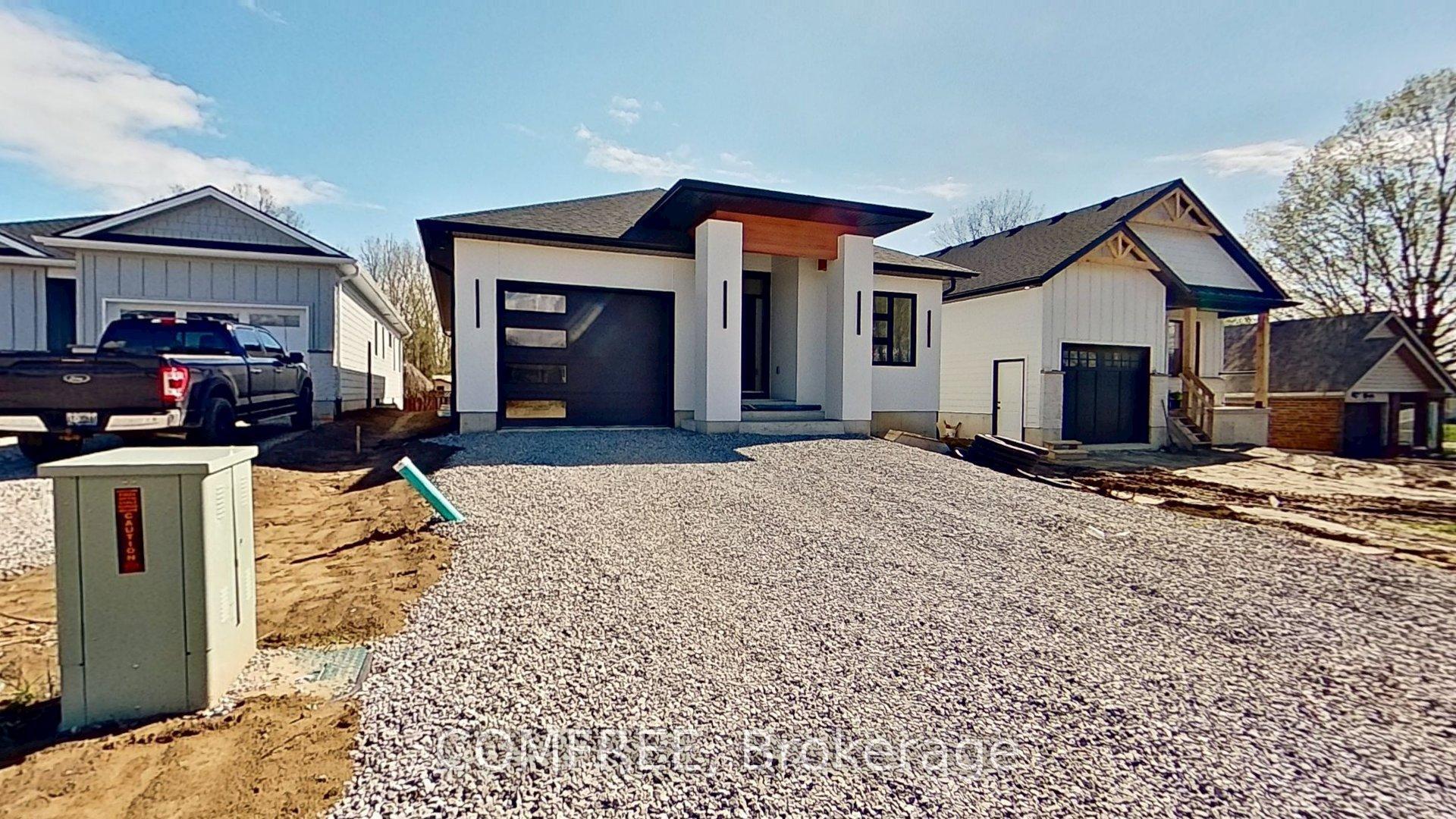 Photo 24 of 6 Charles Court, Bayham, Port Burwell — HOMEH