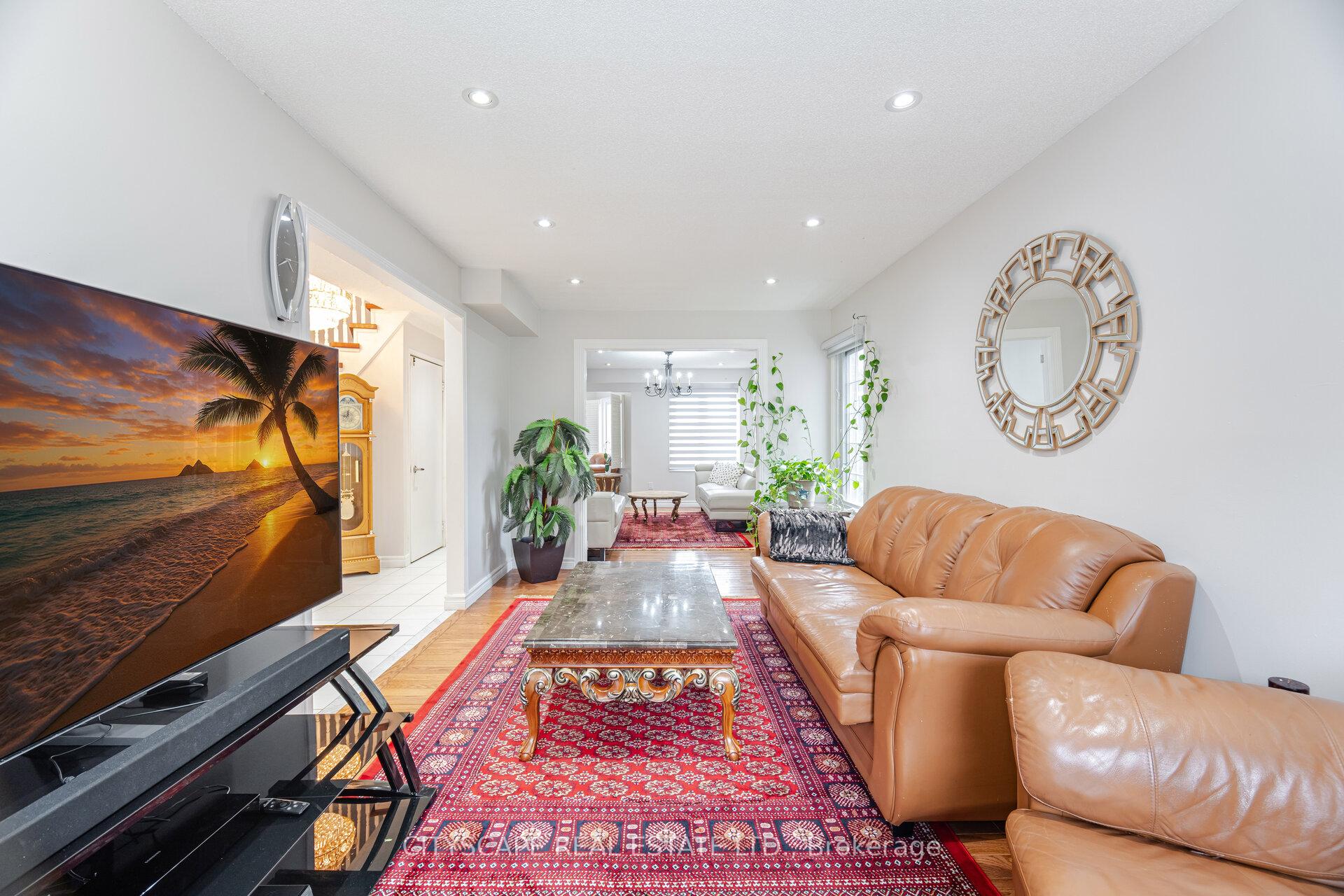 Photo 20 of 12 Coomer Crescent, Ajax, Central — HOMEH