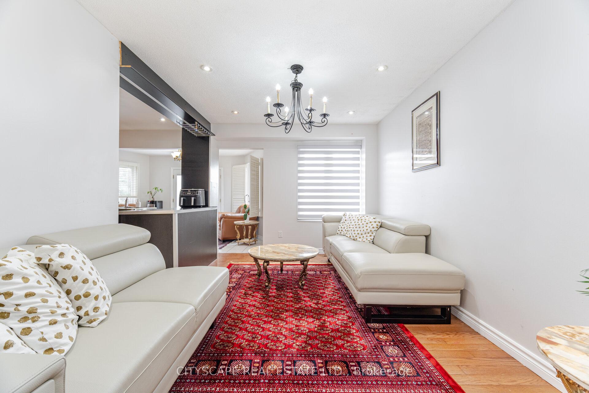 Photo 14 of 12 Coomer Crescent, Ajax, Central — HOMEH