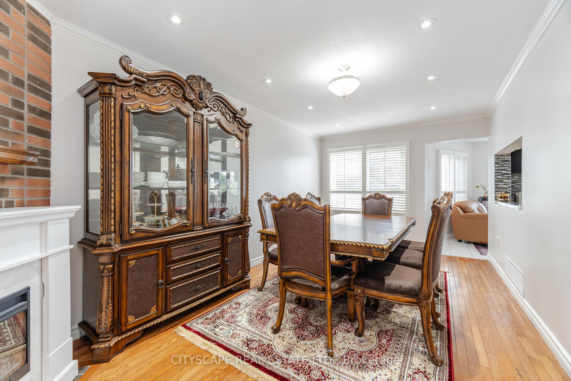 Photo 13 of 12 Coomer Crescent, Ajax, Central — HOMEH