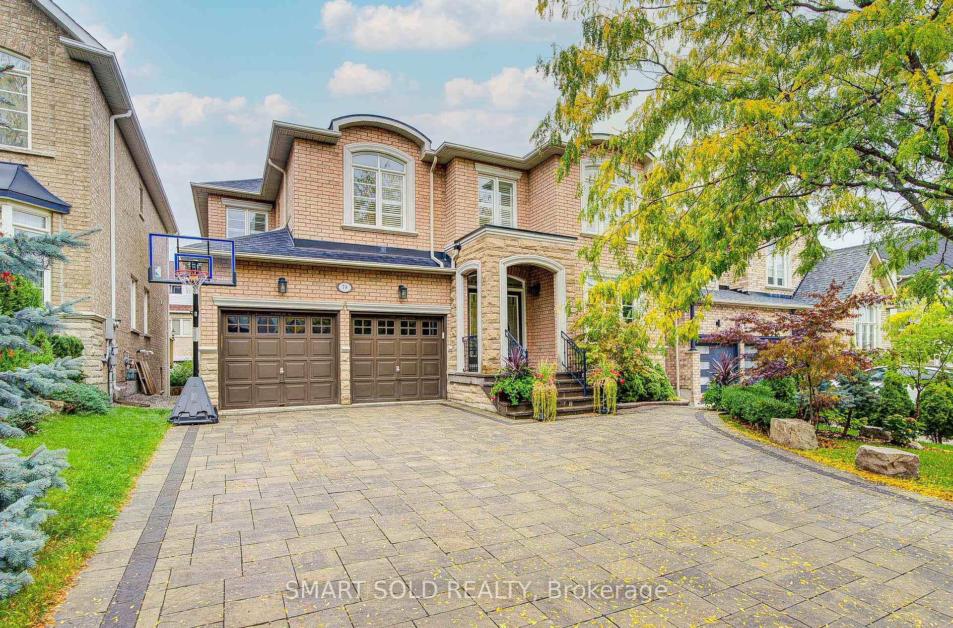 Photo 1 of 78 Foxwood Road, Vaughan, Patterson — HOMEH