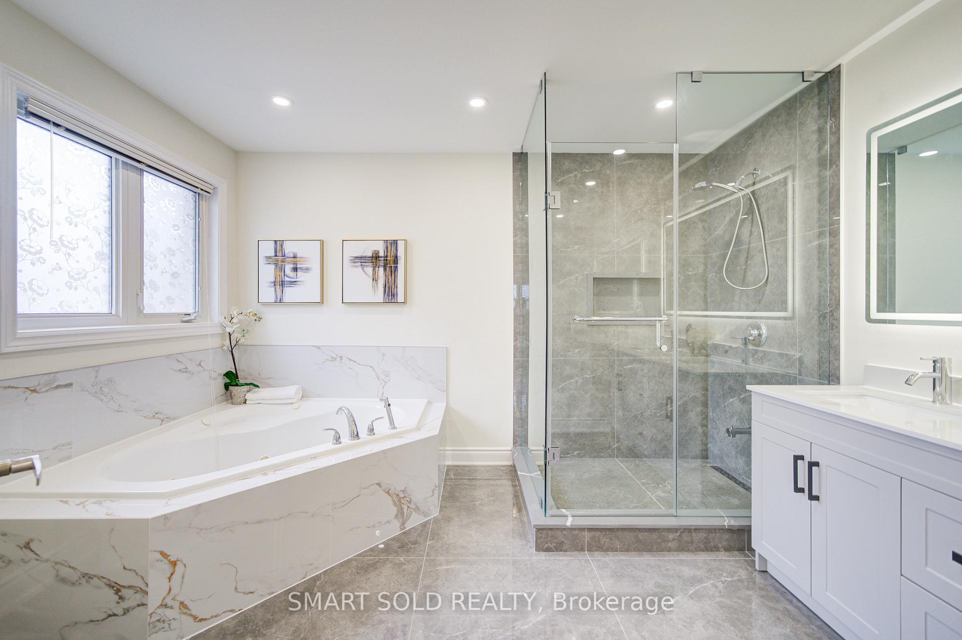 Photo 28 of 78 Foxwood Road, Vaughan, Patterson — HOMEH