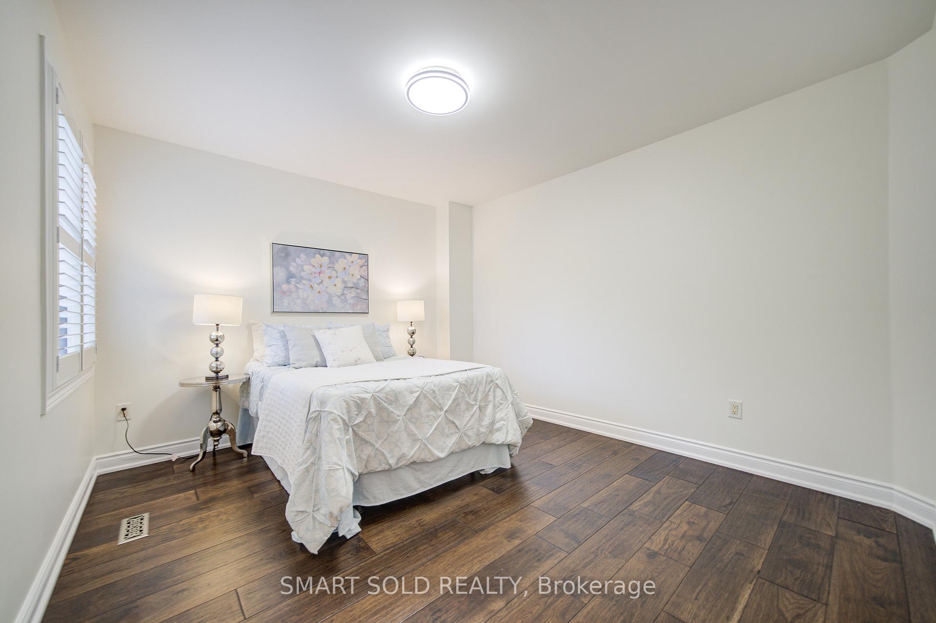 Photo 30 of 78 Foxwood Road, Vaughan, Patterson — HOMEH