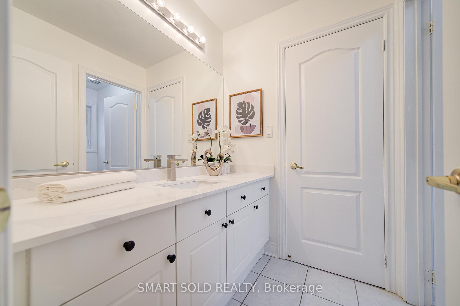 Photo 34 of 78 Foxwood Road, Vaughan, Patterson — HOMEH