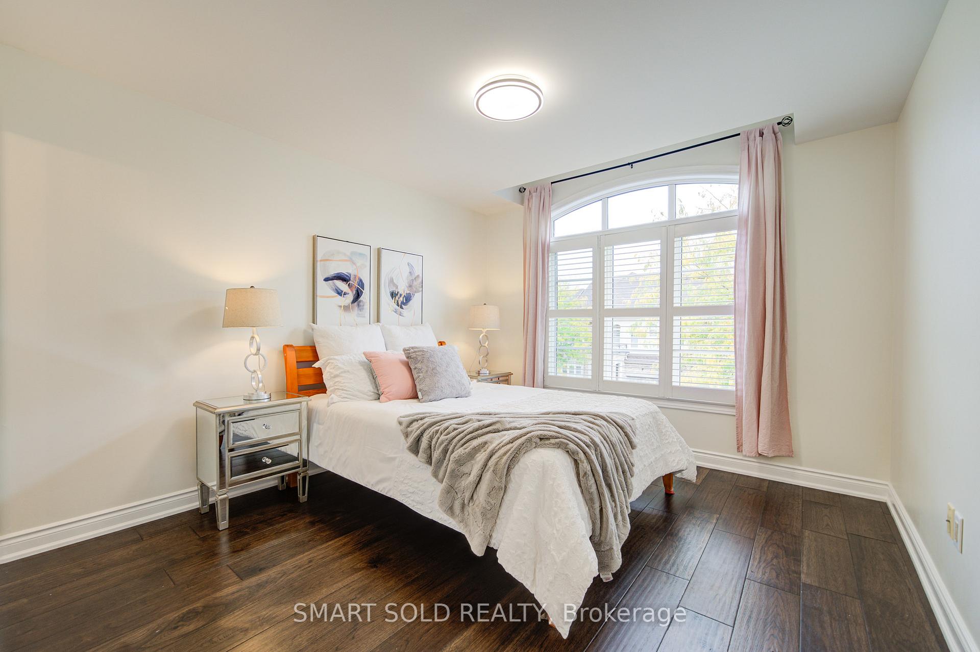 Photo 36 of 78 Foxwood Road, Vaughan, Patterson — HOMEH