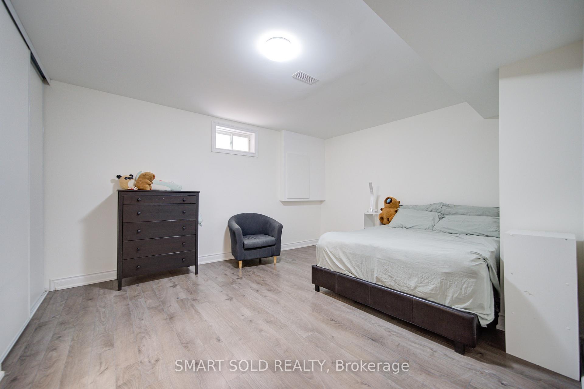 Photo 47 of 78 Foxwood Road, Vaughan, Patterson — HOMEH