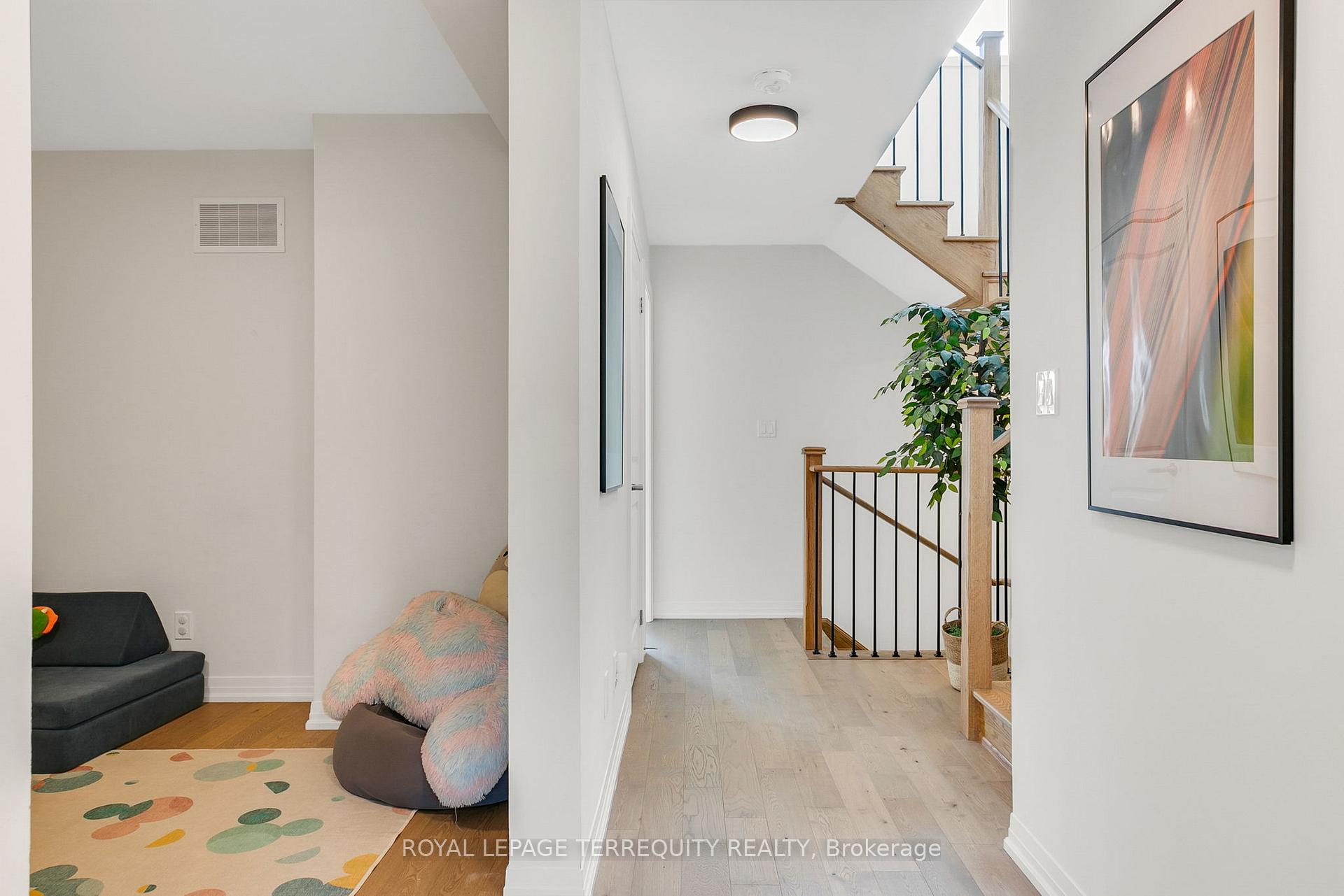 Photo 20 of 26 Klein Way, Whitby, Taunton North — HOMEH