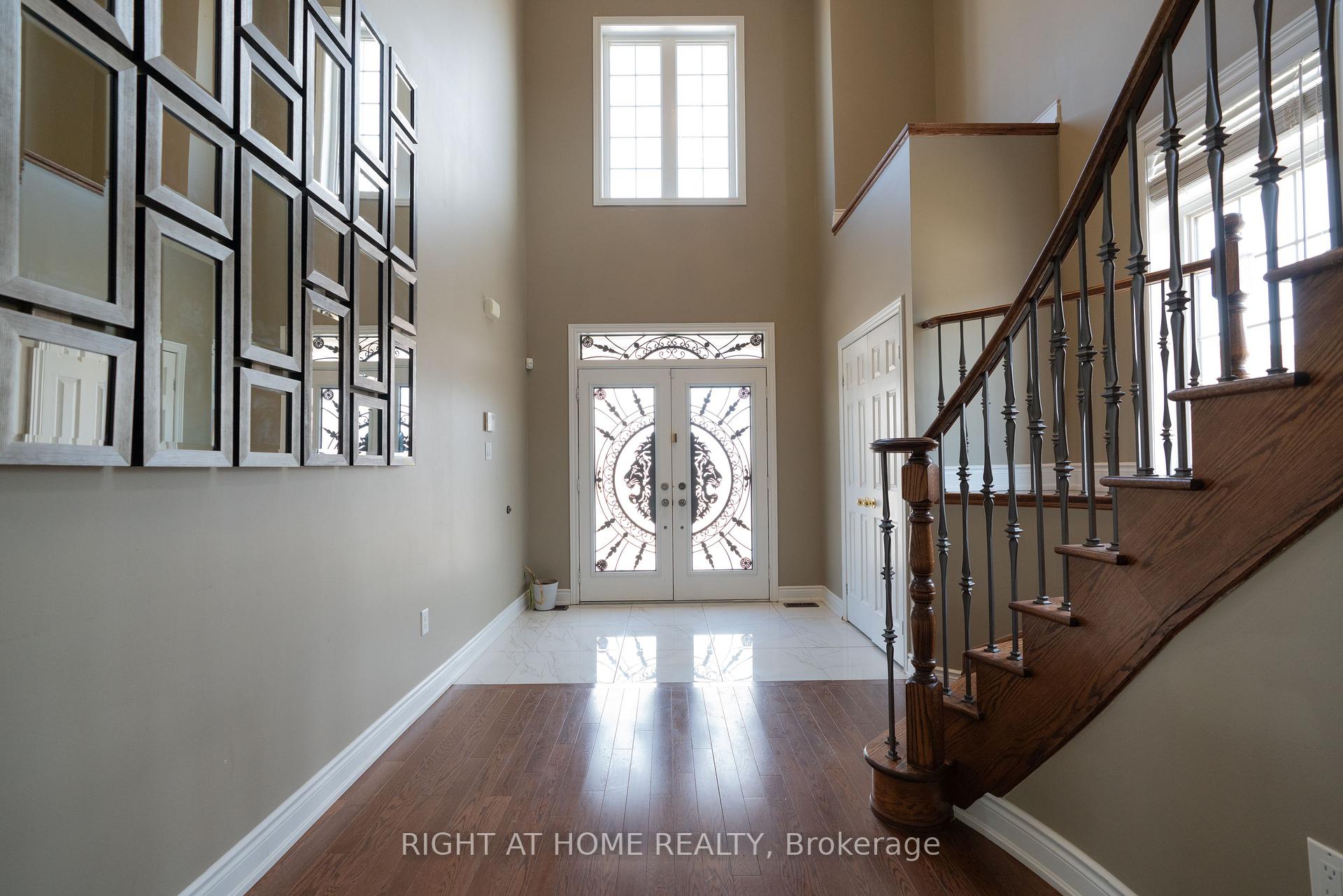 Photo 2 of 183 Antorisa Avenue, Vaughan, Vellore Village — HOMEH