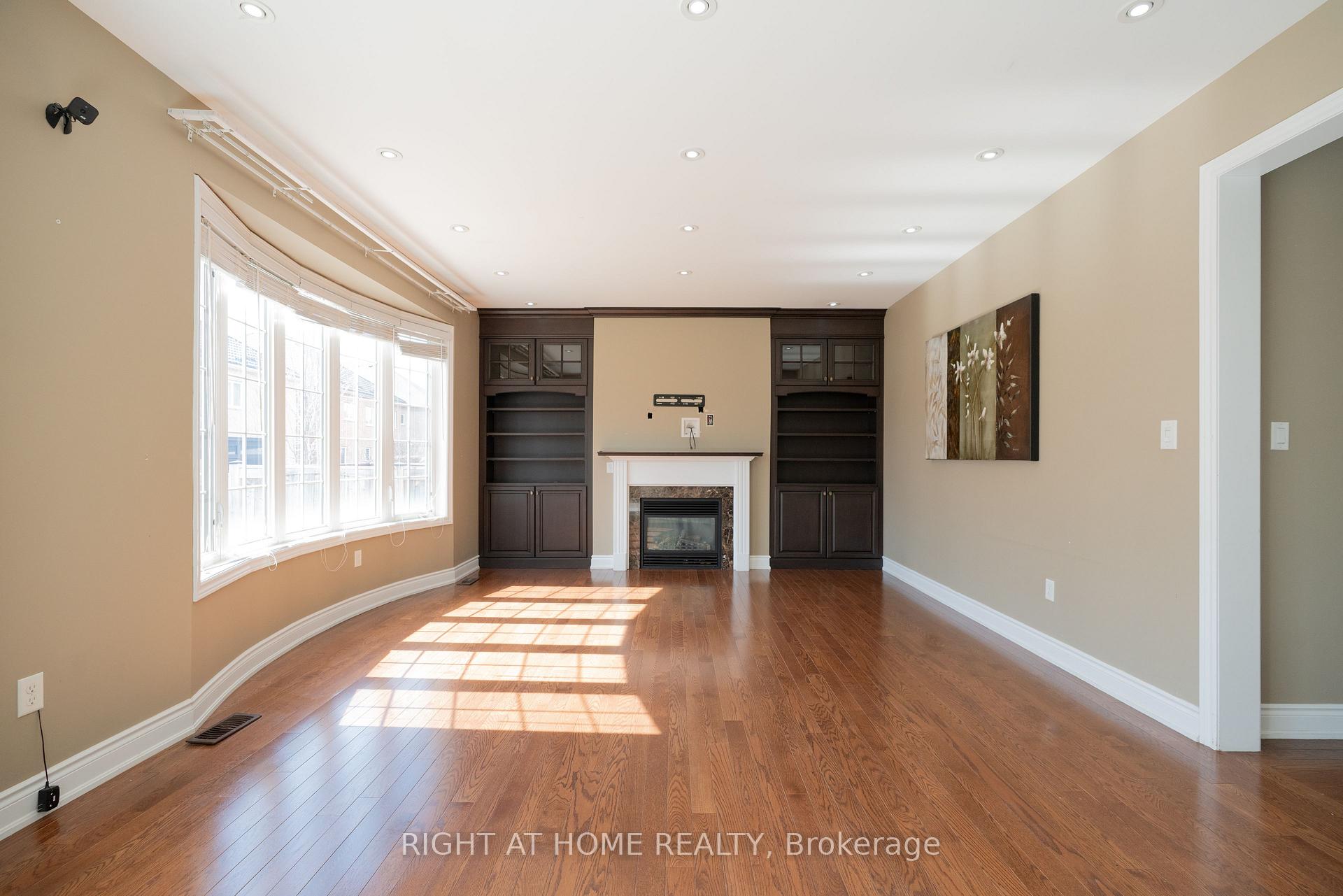 Photo 6 of 183 Antorisa Avenue, Vaughan, Vellore Village — HOMEH