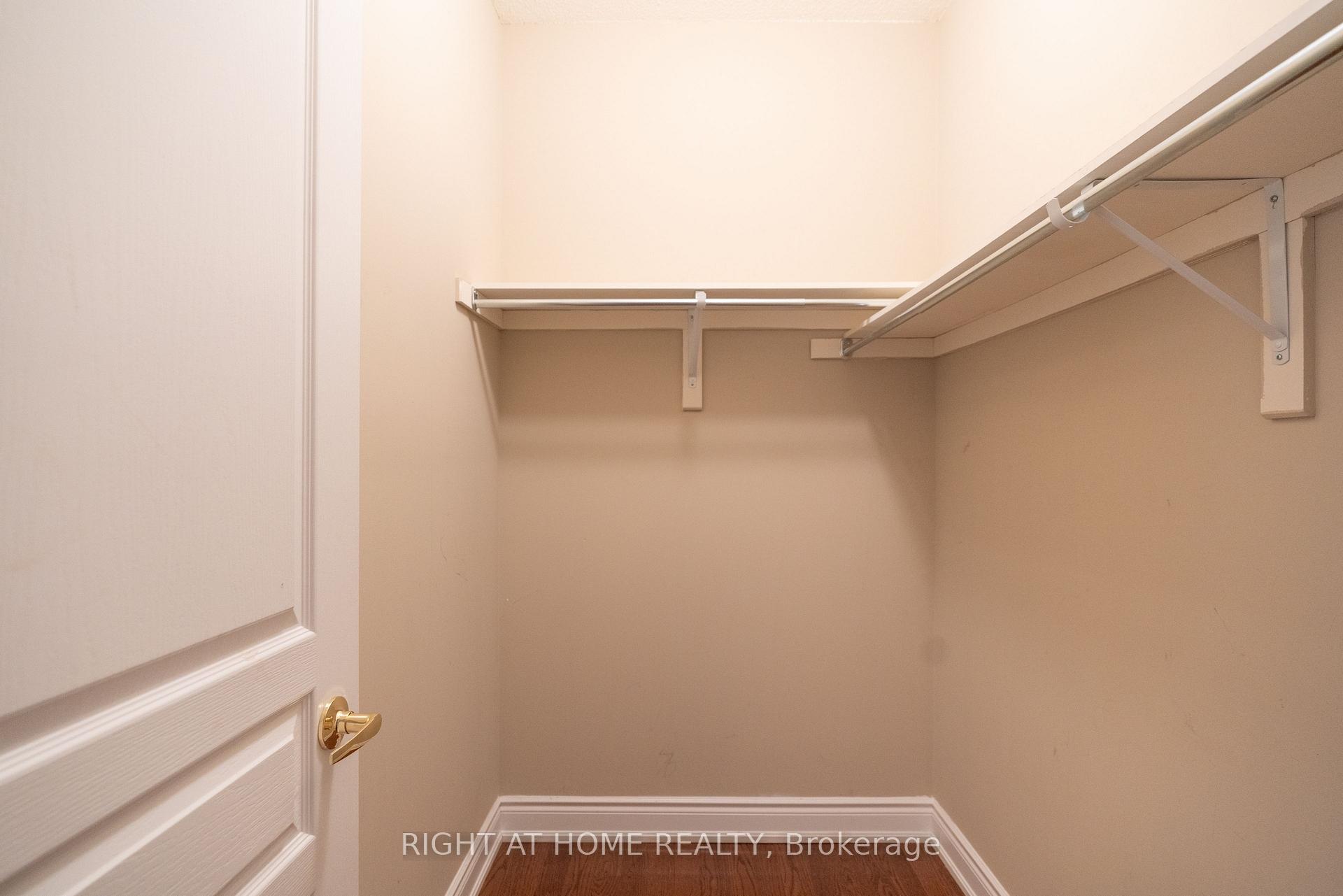 Photo 23 of 183 Antorisa Avenue, Vaughan, Vellore Village — HOMEH