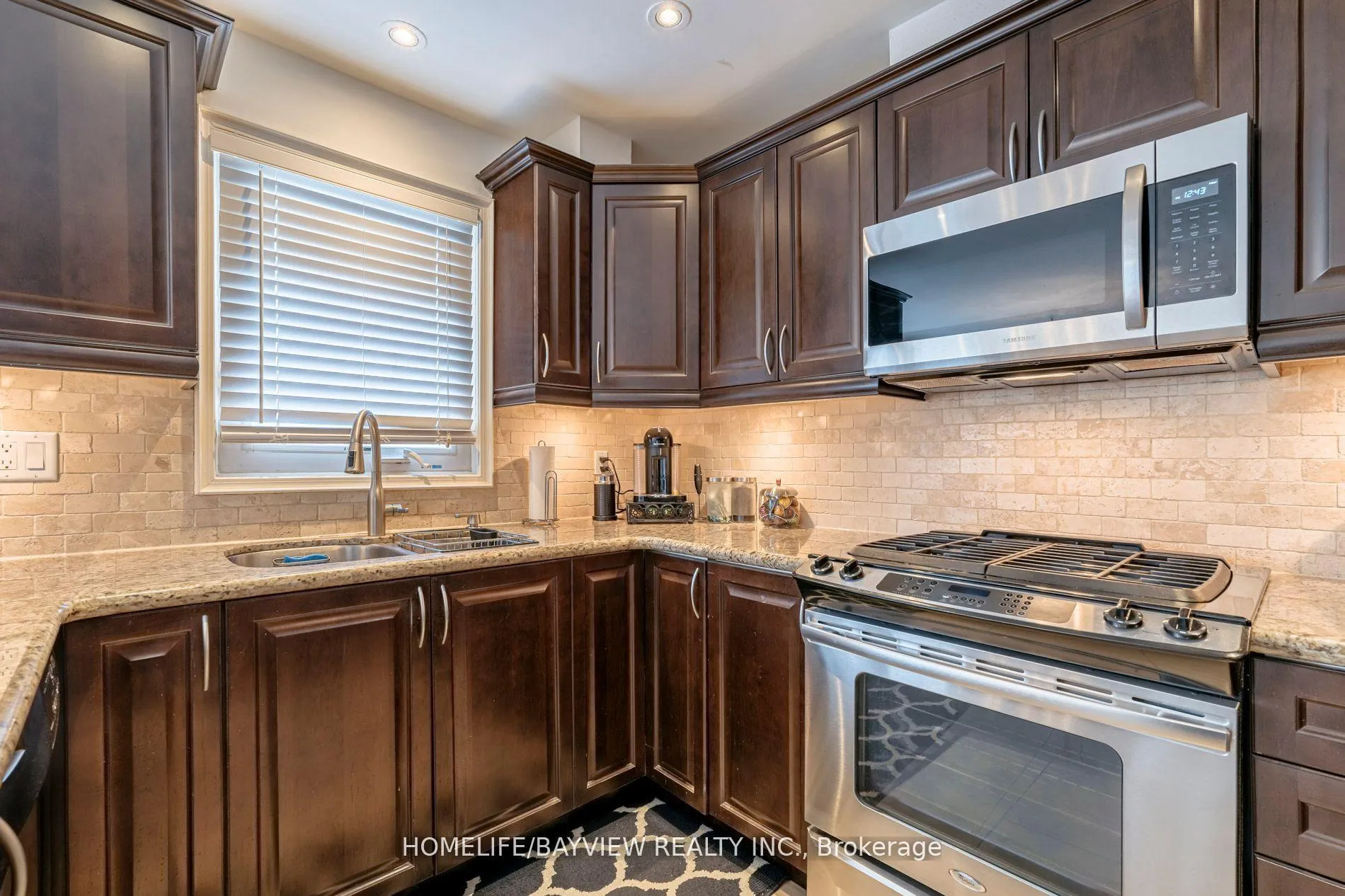 Photo 20 of 40 Gardner Place, Vaughan, Maple — HOMEH