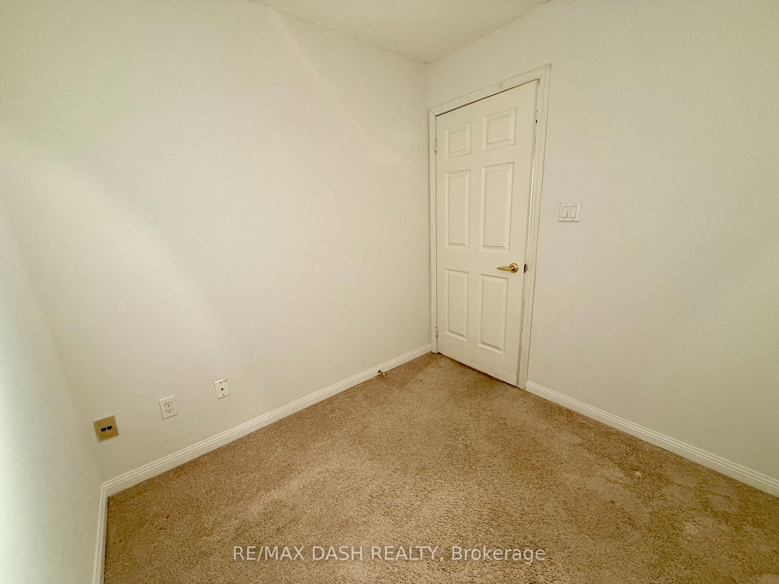 Photo 9 of Unit 702, 188 Redpath Ave, Toronto, Mount Pleasant West — HOMEH