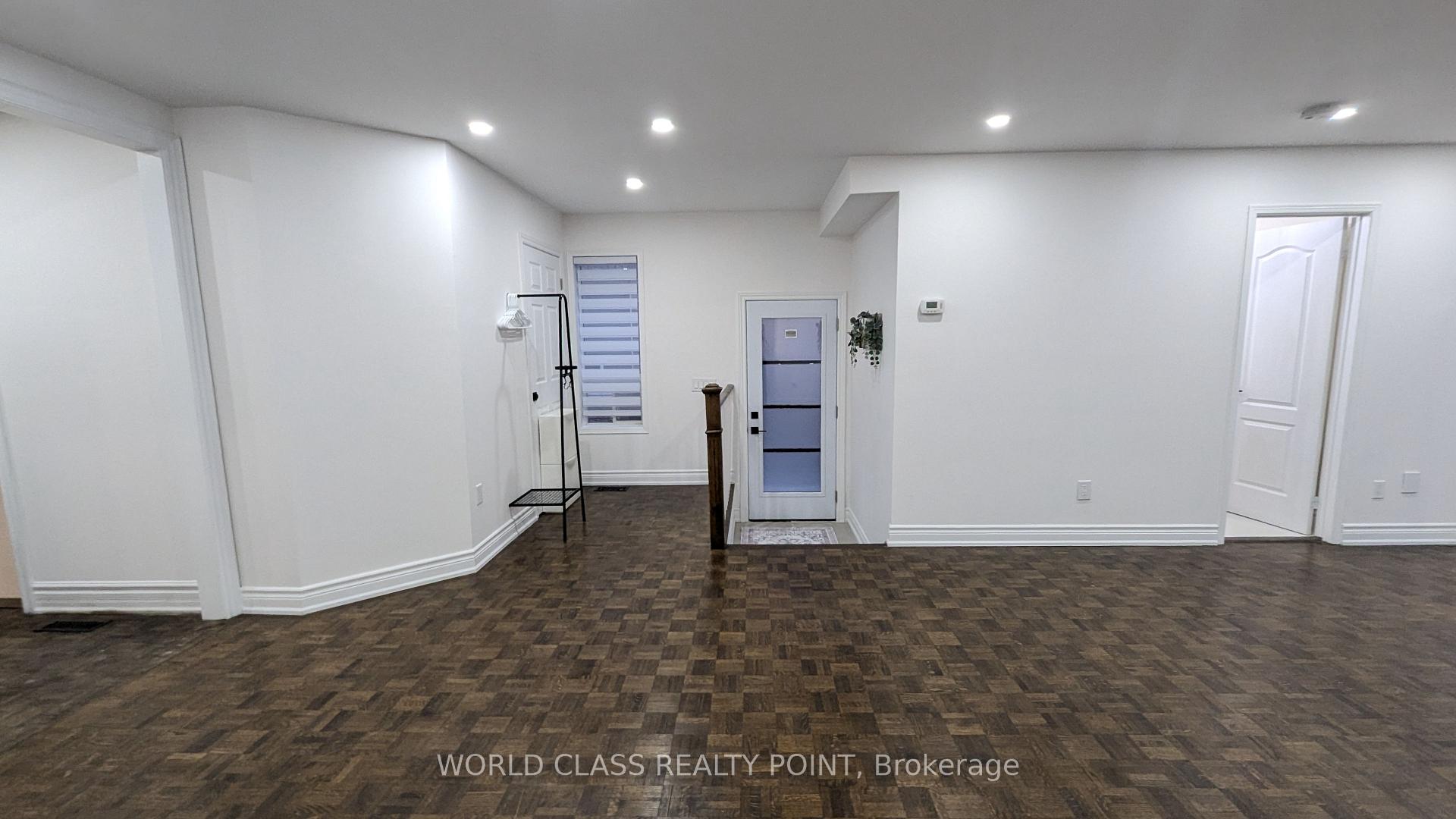 Photo 14 of 34B Casabel Drive, Vaughan, Vellore Village — HOMEH