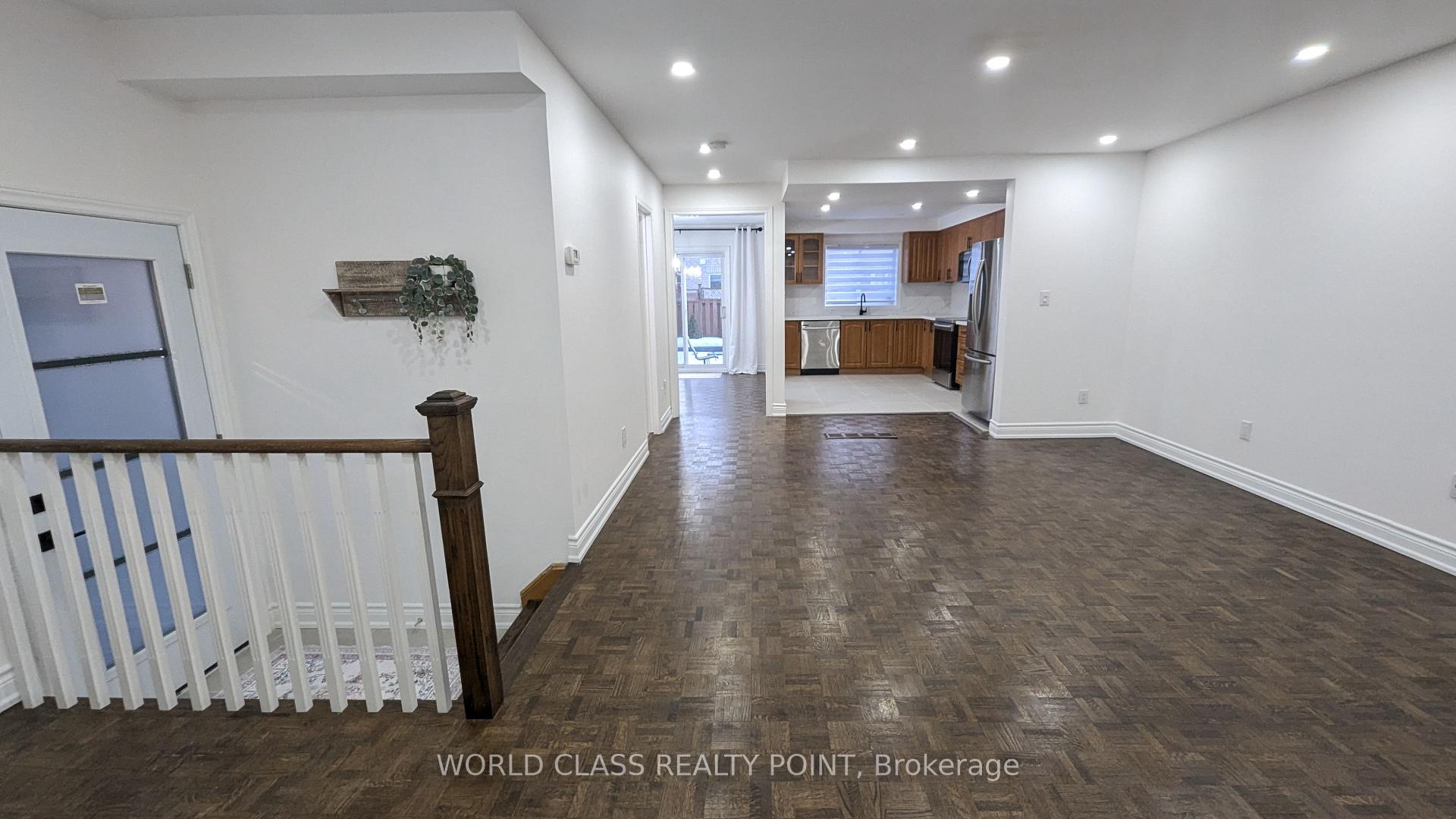 Photo 16 of 34B Casabel Drive, Vaughan, Vellore Village — HOMEH