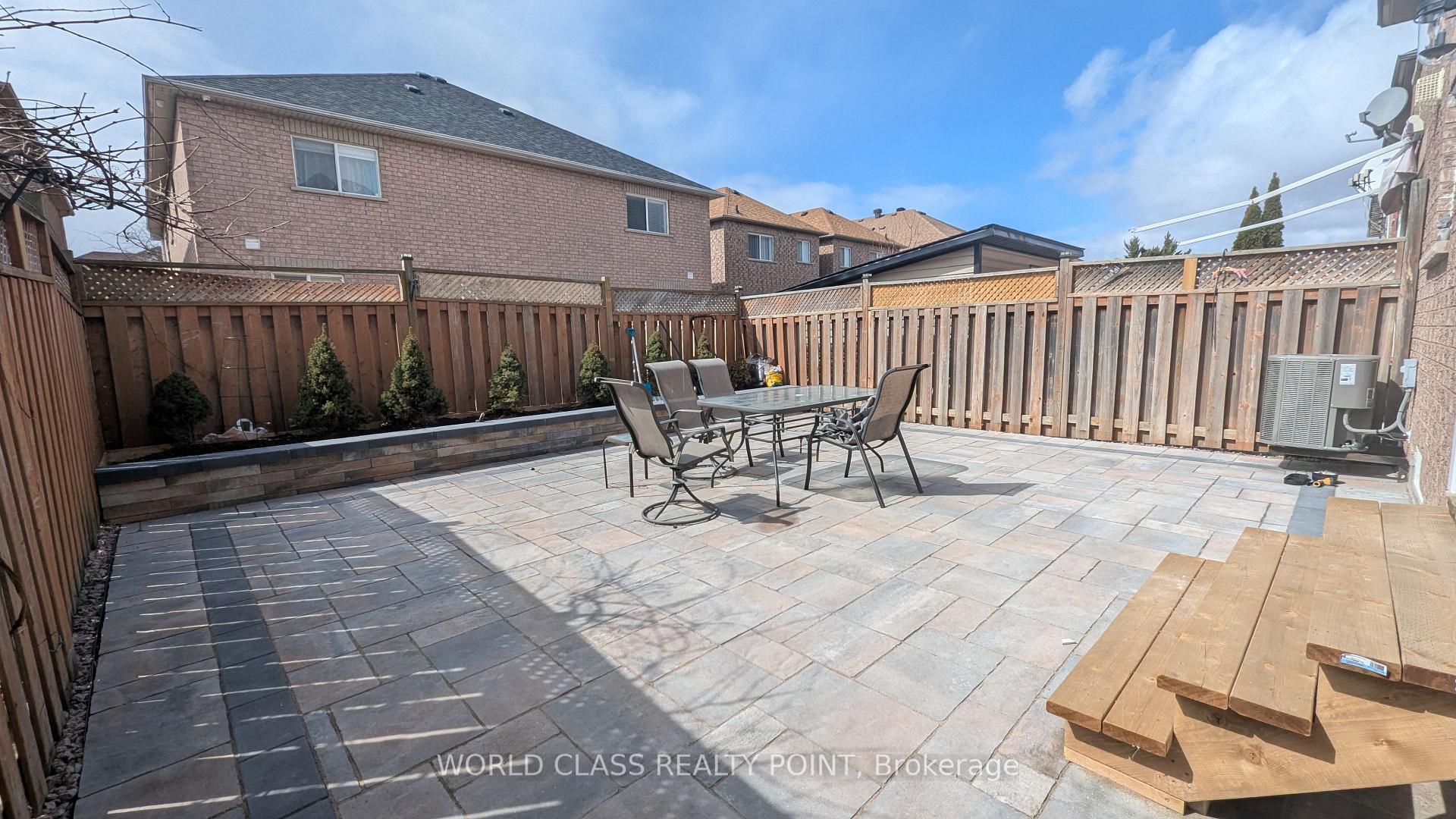 Photo 40 of 34B Casabel Drive, Vaughan, Vellore Village — HOMEH