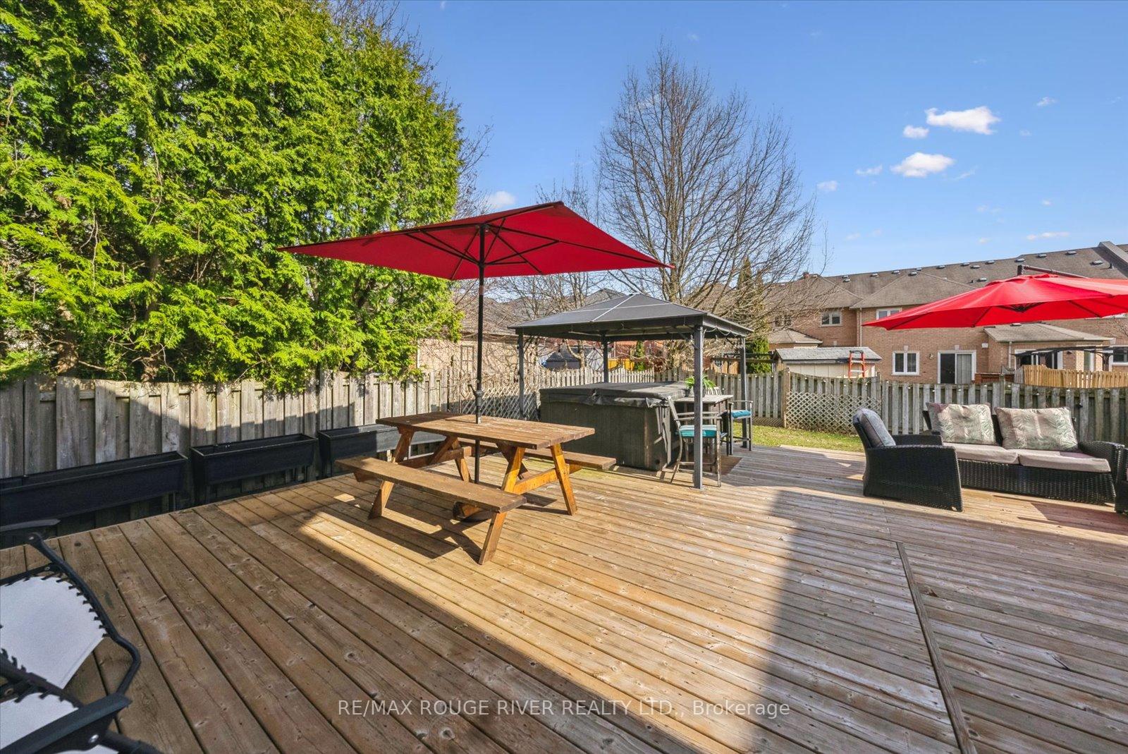 Photo 27 of 27 Zachary Place, Whitby, Brooklin — HOMEH