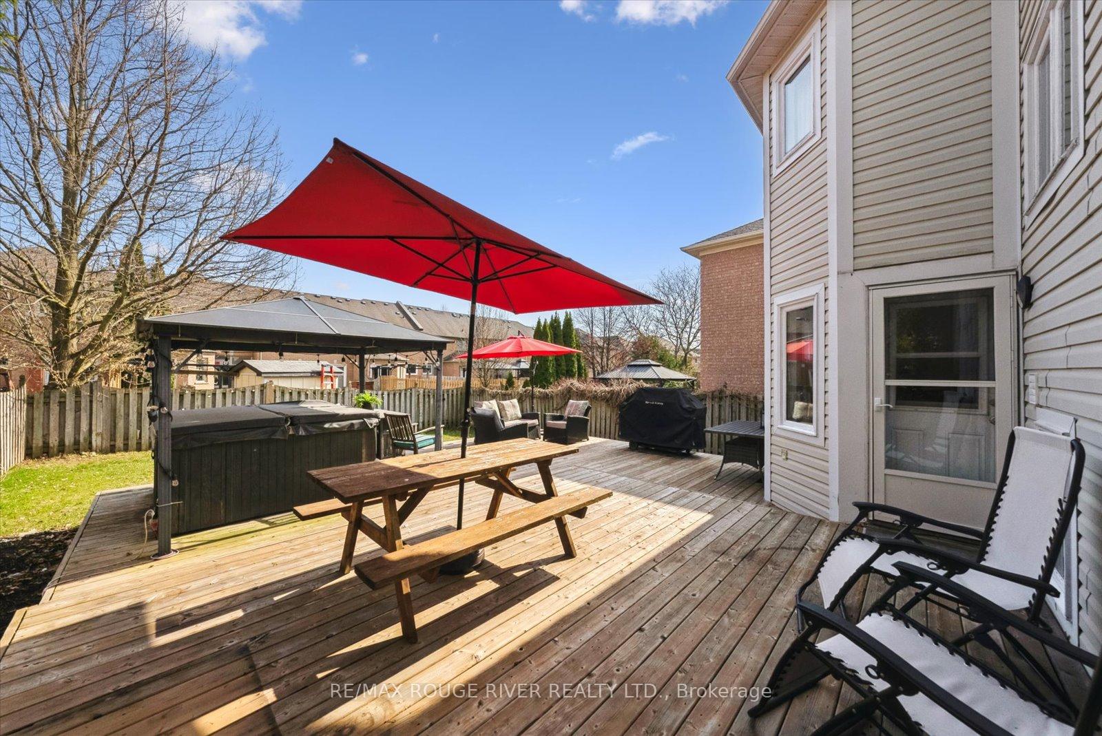 Photo 28 of 27 Zachary Place, Whitby, Brooklin — HOMEH