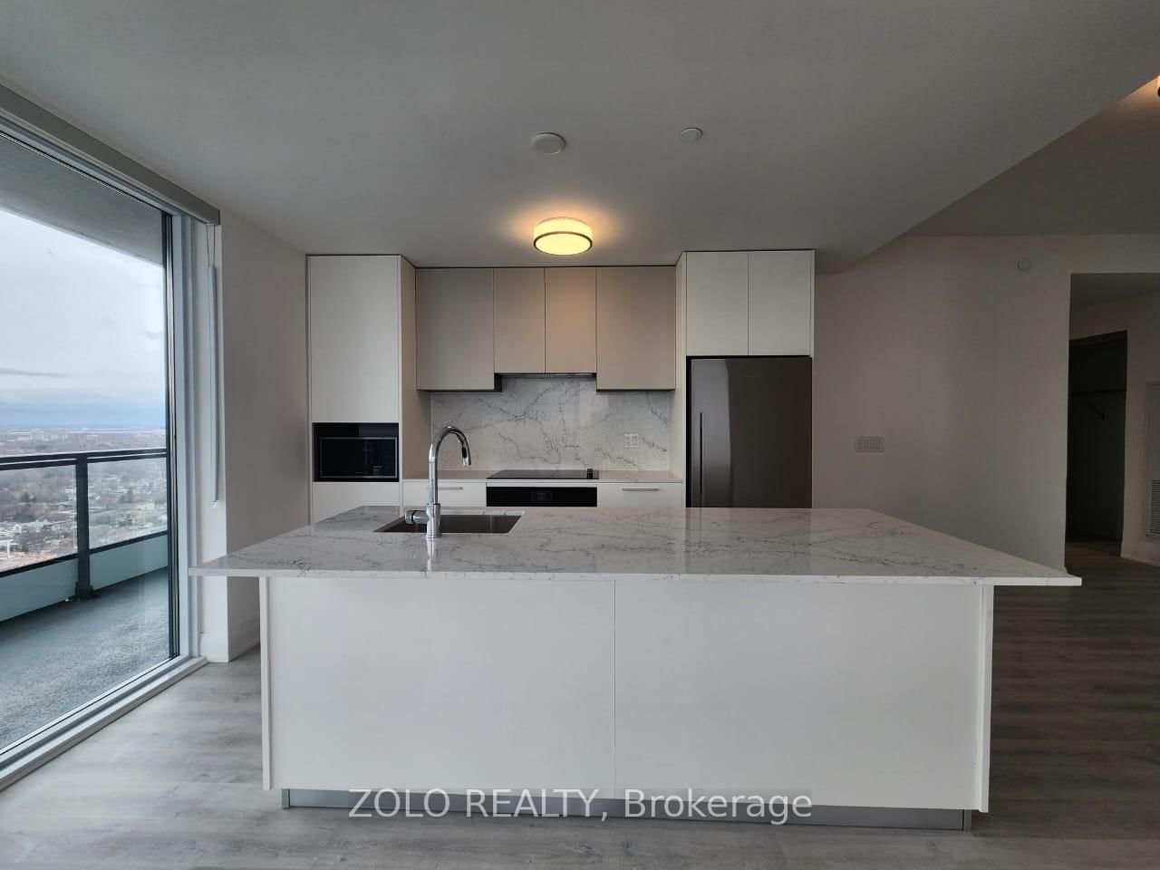 Photo 3 of Unit 3107, 65 Broadway Ave, Toronto, Mount Pleasant West — HOMEH