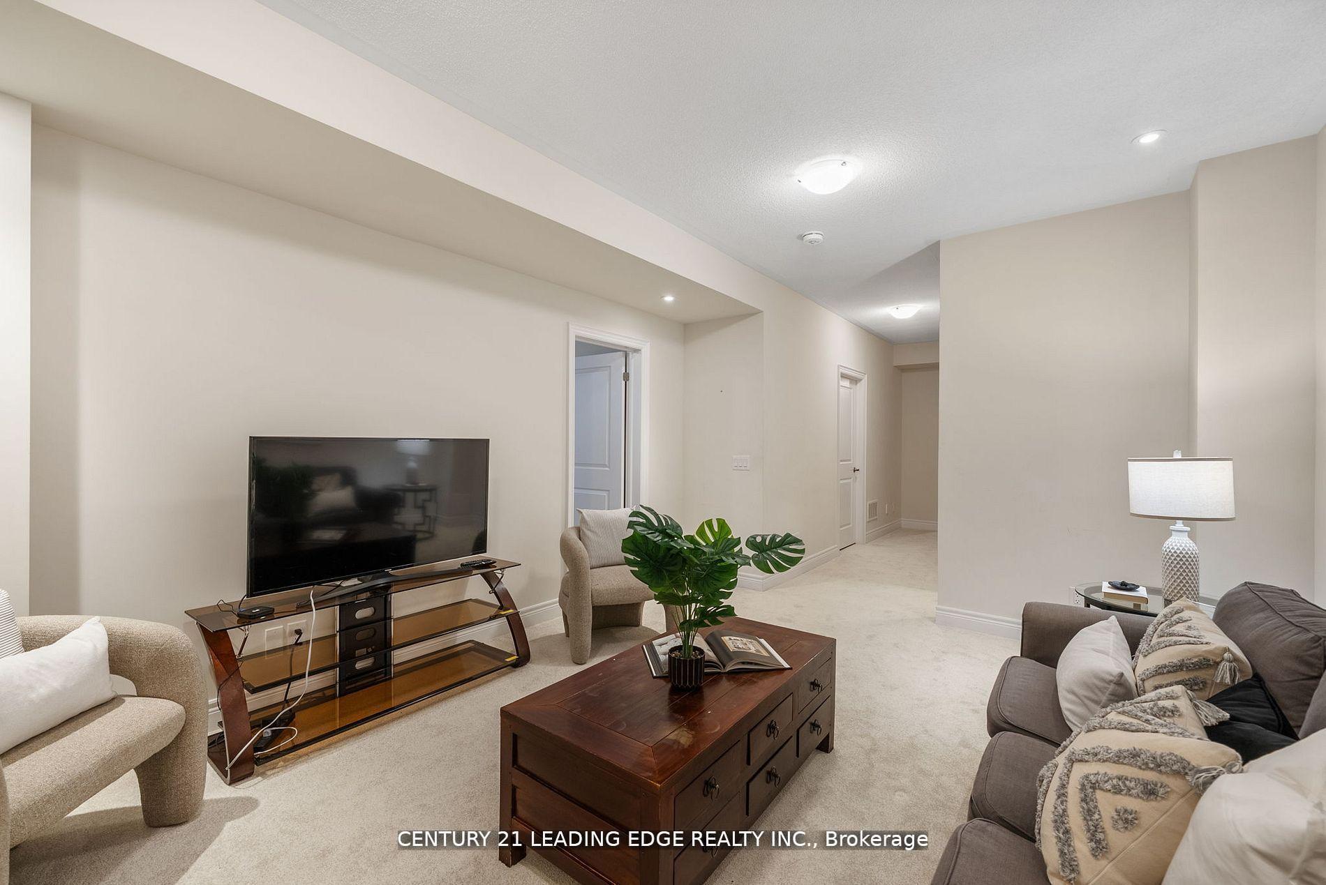 Photo 35 of 89 Deer Ridge Crescent, Whitby, Rural Whitby — HOMEH