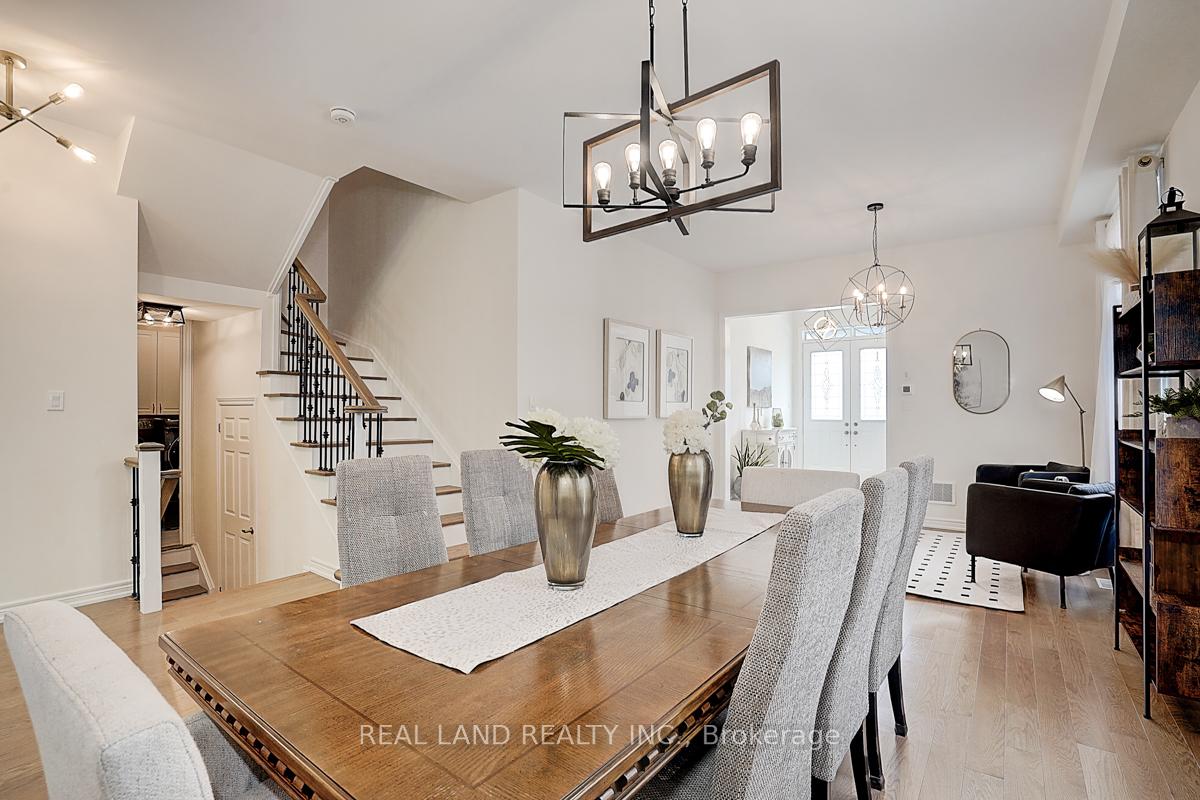 Photo 12 of 111 Auckland Drive, Whitby, Rural Whitby — HOMEH