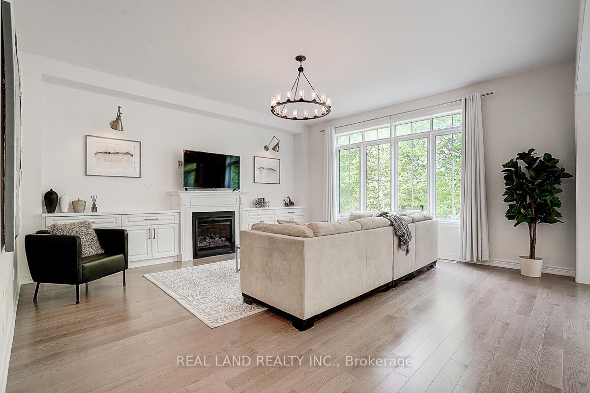 Photo 14 of 111 Auckland Drive, Whitby, Rural Whitby — HOMEH