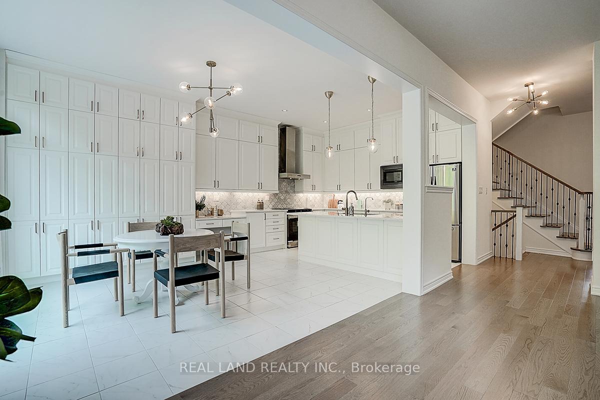 Photo 19 of 111 Auckland Drive, Whitby, Rural Whitby — HOMEH