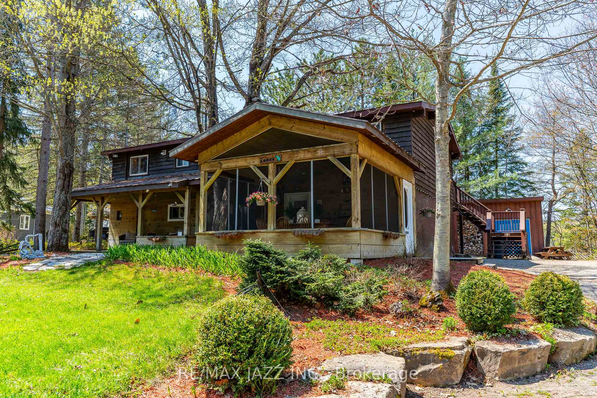 Photo 2 of 1092 Briscoe Drive, Algonquin Highlands, Stanhope — HOMEH