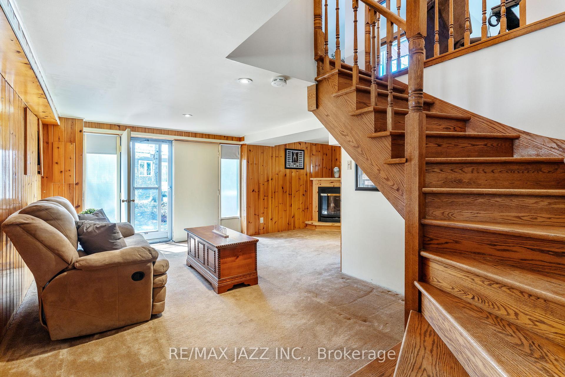 Photo 9 of 1092 Briscoe Drive, Algonquin Highlands, Stanhope — HOMEH