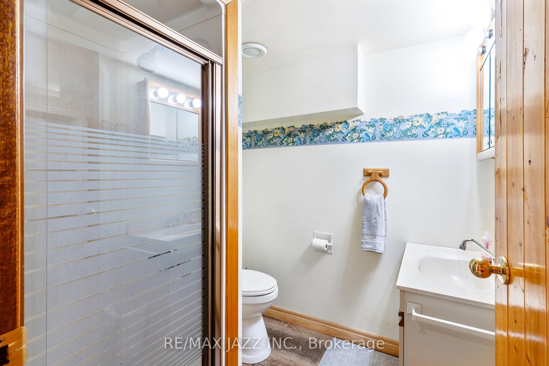 Photo 14 of 1092 Briscoe Drive, Algonquin Highlands, Stanhope — HOMEH