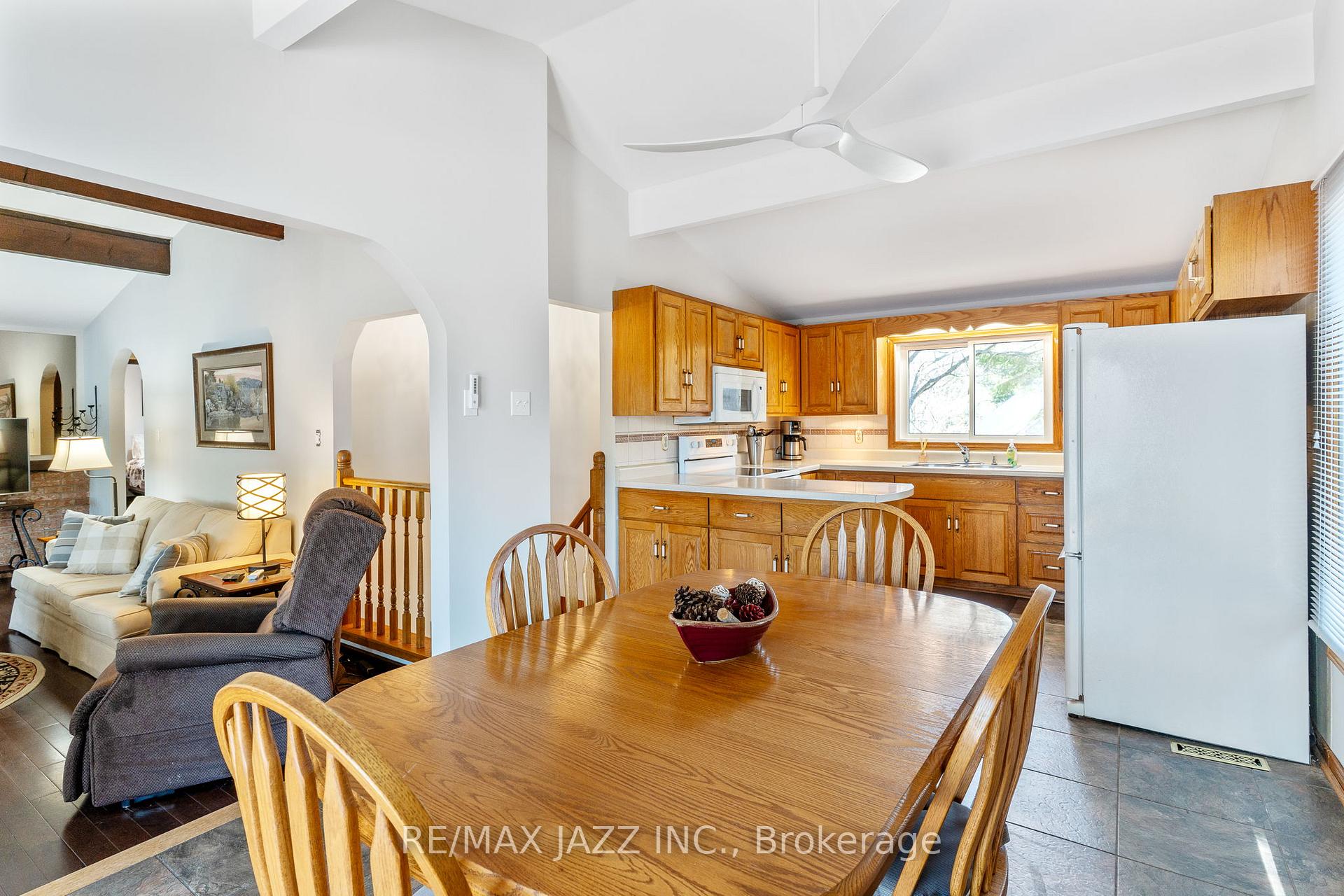 Photo 20 of 1092 Briscoe Drive, Algonquin Highlands, Stanhope — HOMEH
