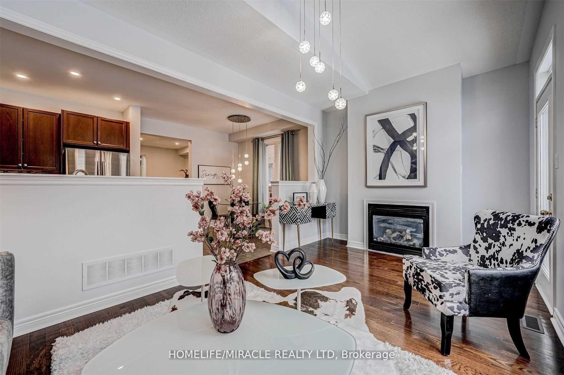 Photo 9 of 38 Ostrovsky Road, Vaughan, Vellore Village — HOMEH