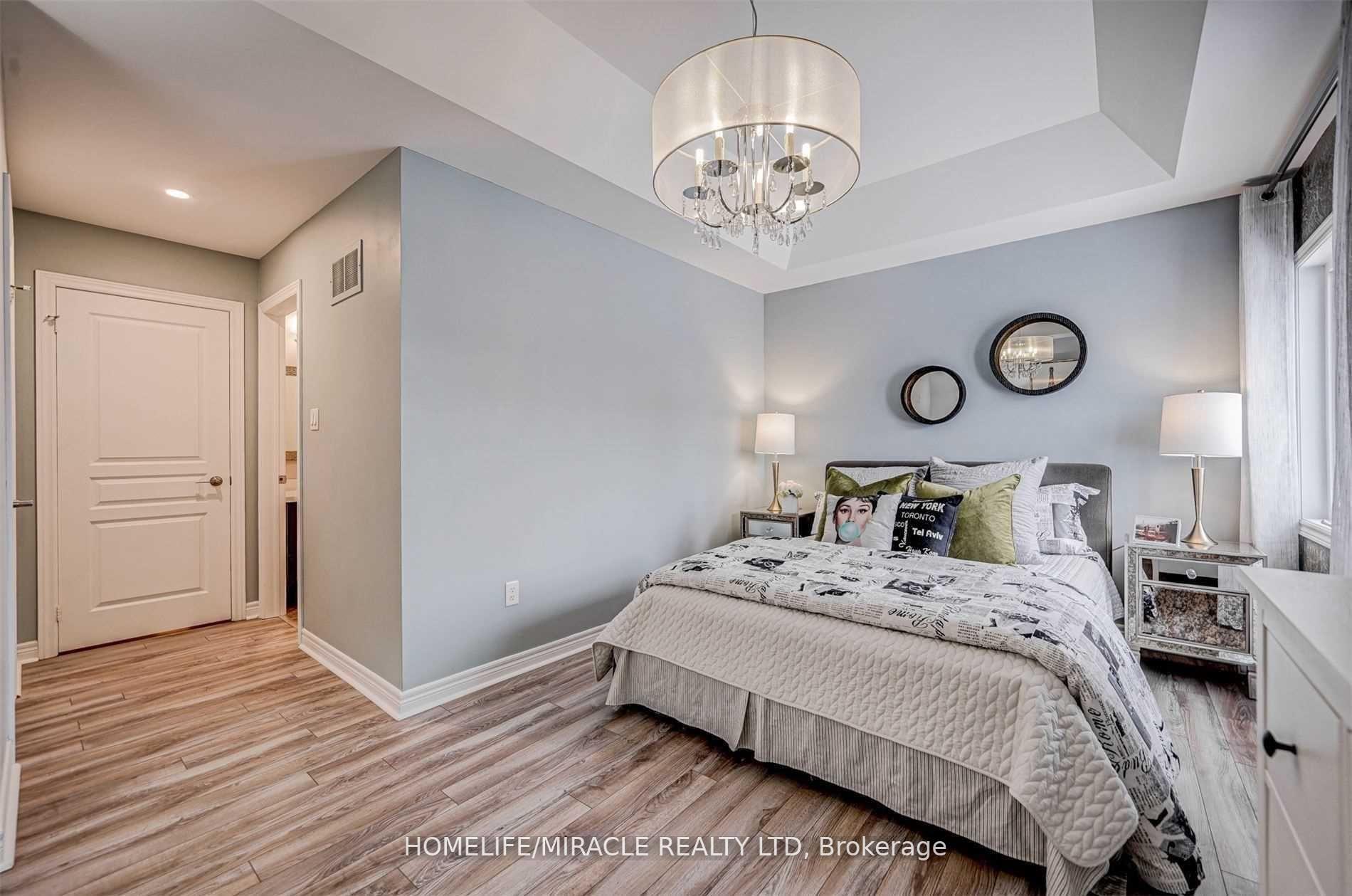 Photo 16 of 38 Ostrovsky Road, Vaughan, Vellore Village — HOMEH